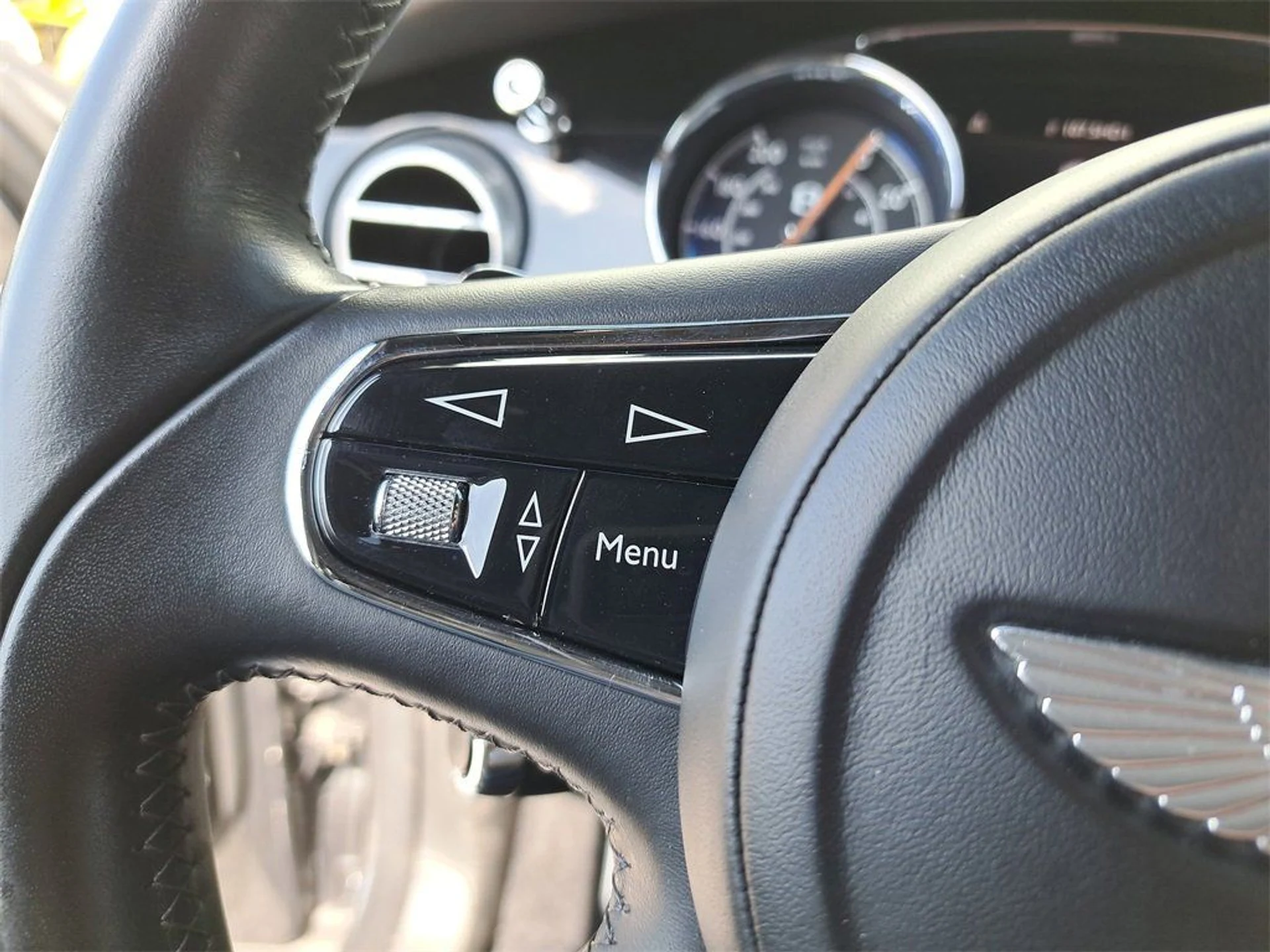 mph020_81e16dcd91504e309d57c9e97c067cb1_3c18883c7e