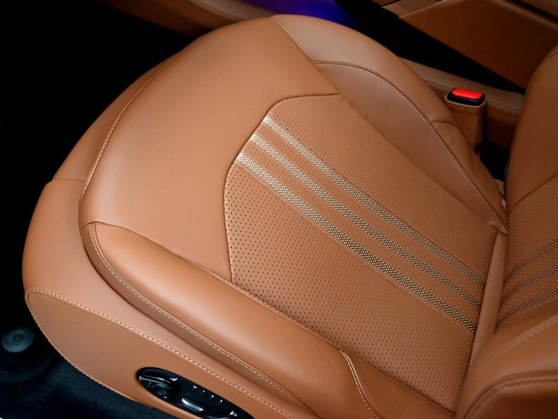 mph020_824806542_99b5cdab03d7d381daca4d4d264e7e6c_4fab4f9a07