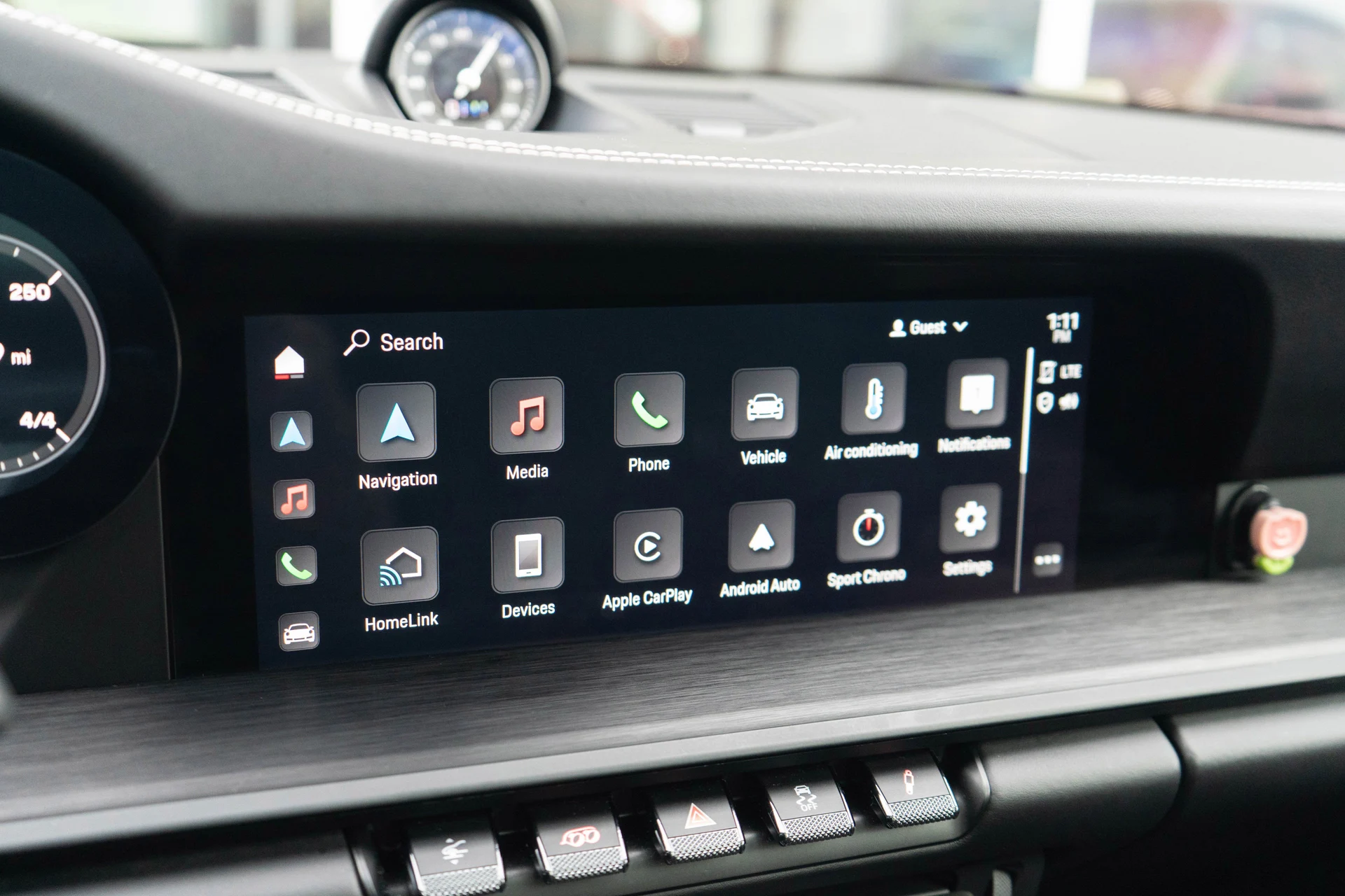 mph020_826507814_21_5b416dab5c