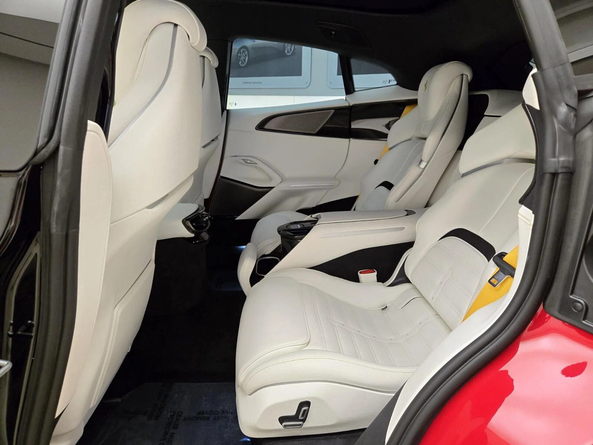 mph020_827306042_Used_2025_Ferrari_Purosangue_1768891632_93e0683c4a