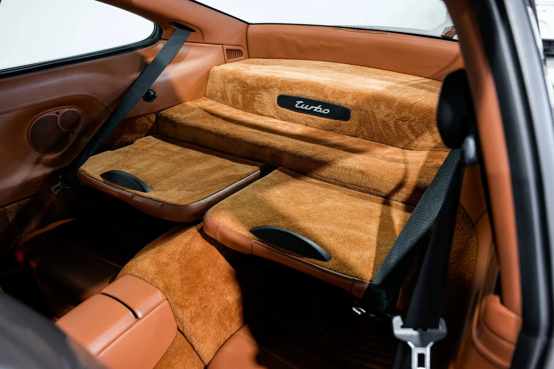 mph020_831287224_ca29d13cddd798e934f55deded2c50efx_2bf3b42486