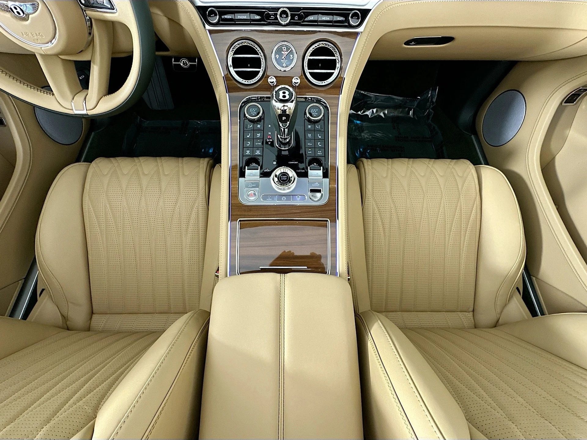 mph020_833341533_21_fa626dc41c