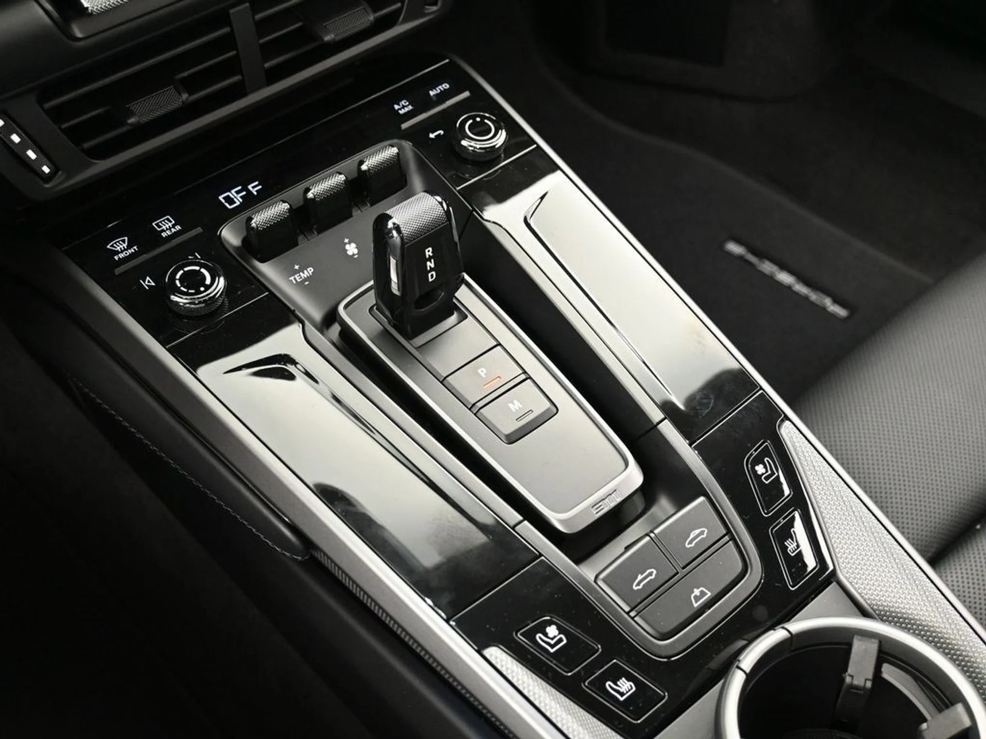 mph020_835358955_46a4f0b085743a3b4bcd9178daecefe6_5970e4b8a1