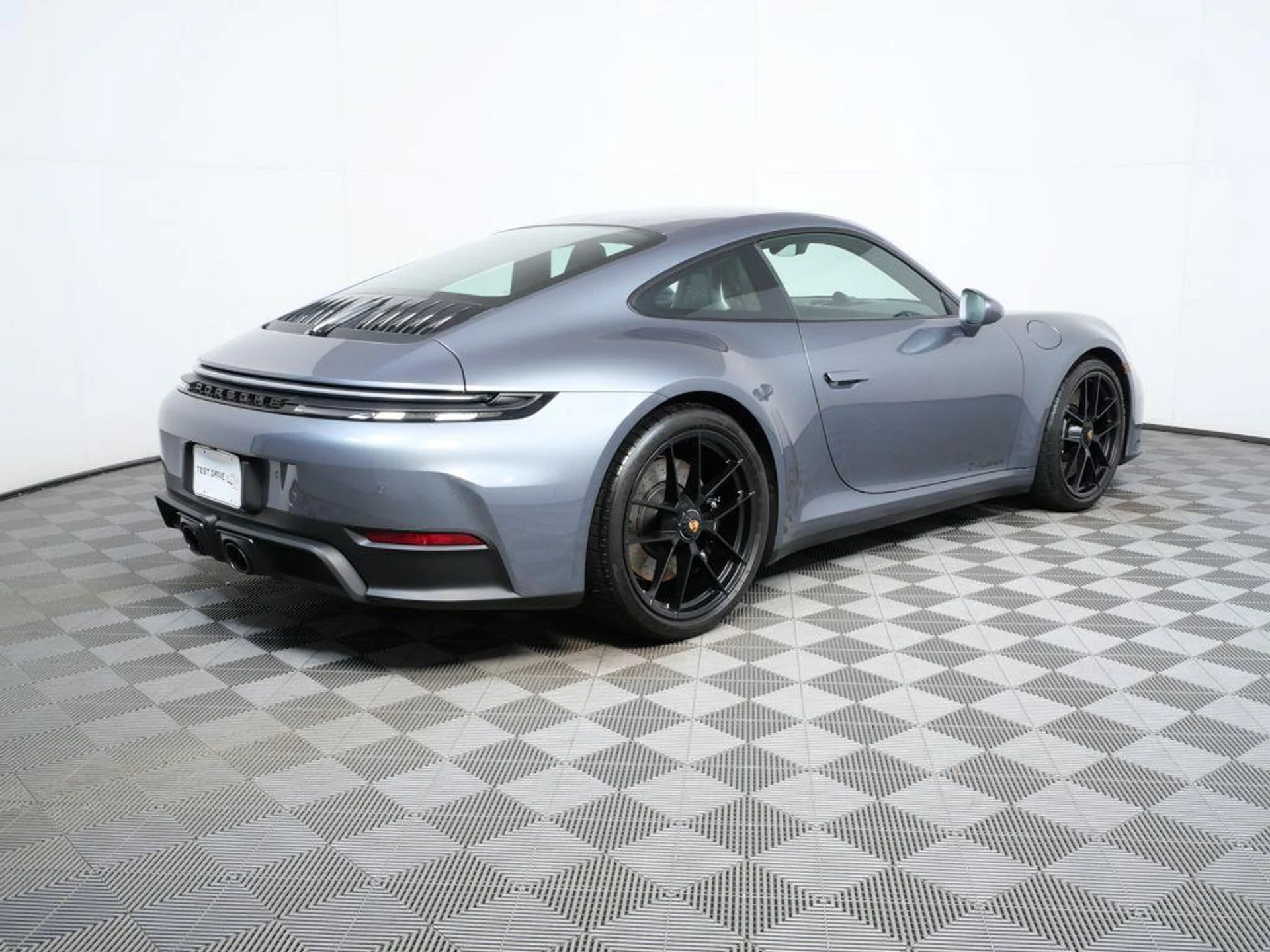 mph020_835586361_I_cd_W_n135e_s3_T_Qwr_Y84k_68o_U_8fa4d1ea0e