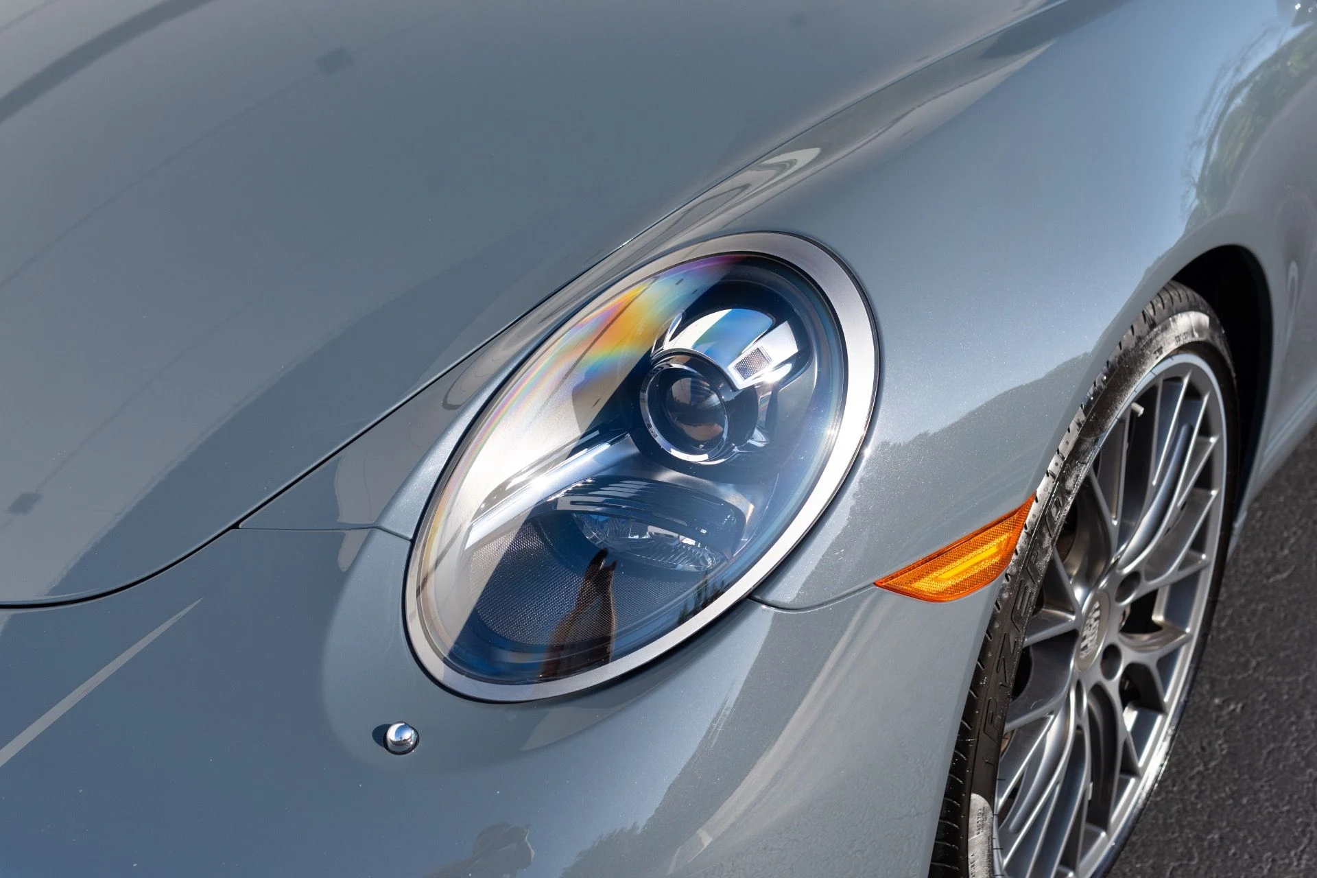 mph020_837367676_Used_2017_Porsche_911_Carrera_1777686395_b86b6c7680
