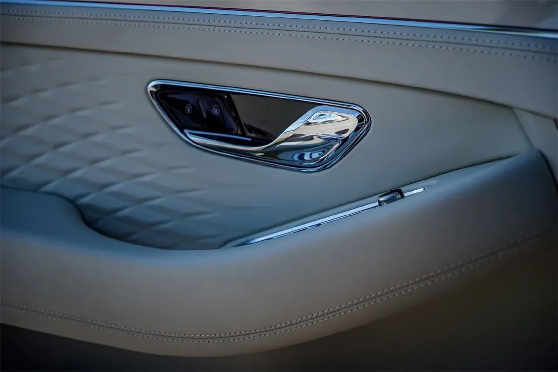 mph020_846456421_05863c49084f4c89a30358ed2bd91fc1_4abd3283ef