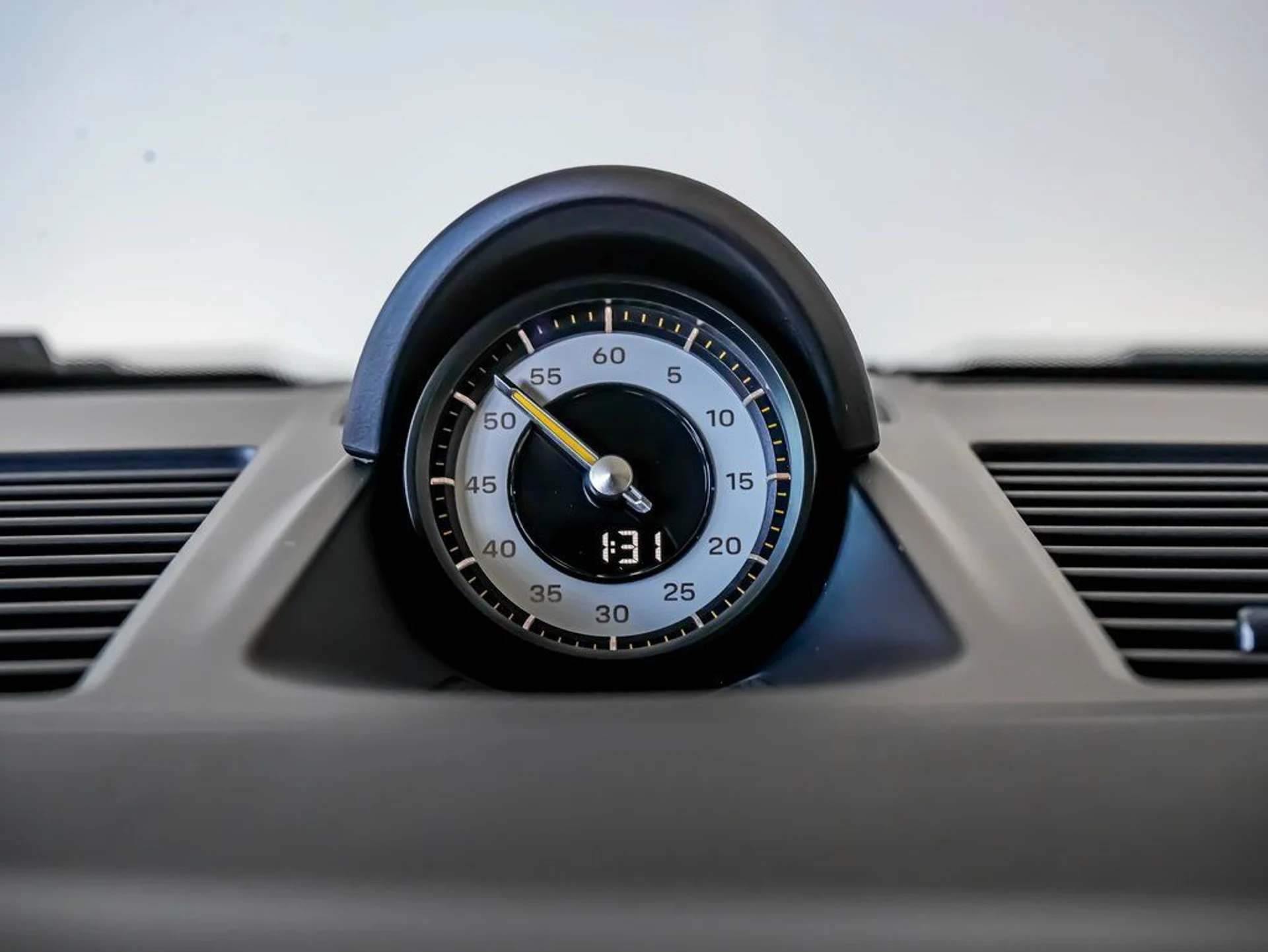 mph020_846970004_009b7ccd0b629778f5303f6336432b60_f35d2f52d9