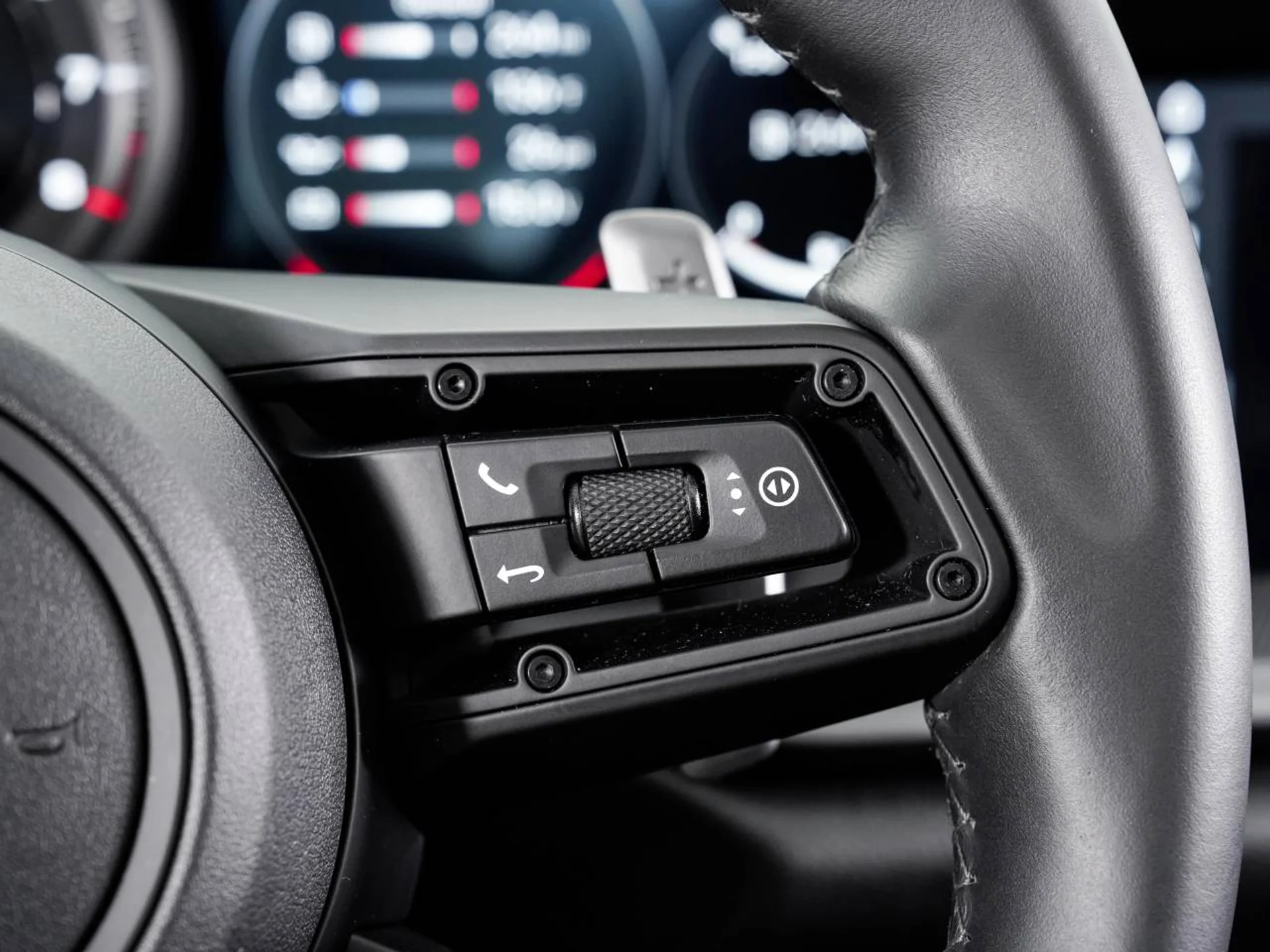 mph020_84770860_1280_6be459ef70