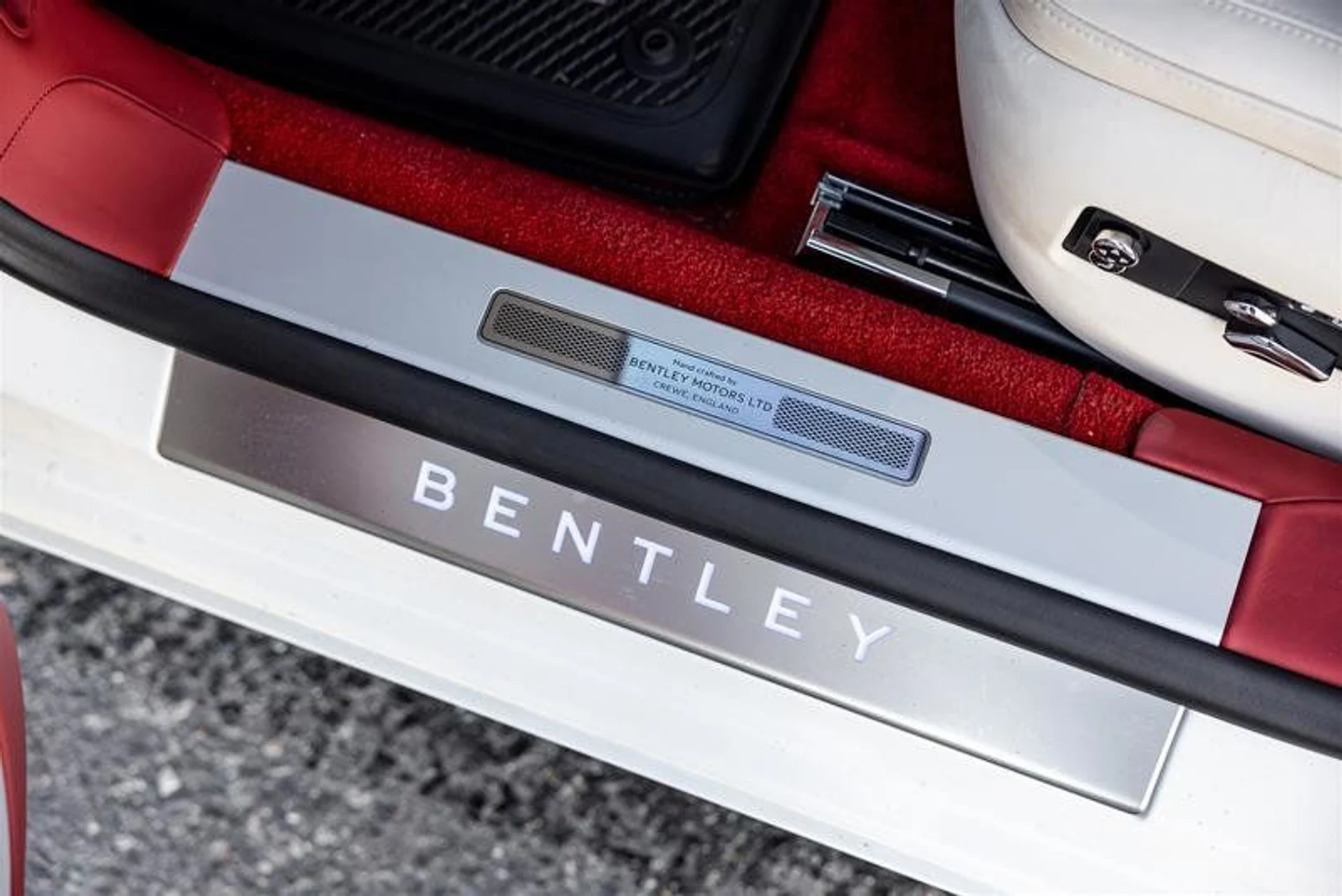 mph020_851126695_37524686_07728_11673453_1566249479_516190f76b