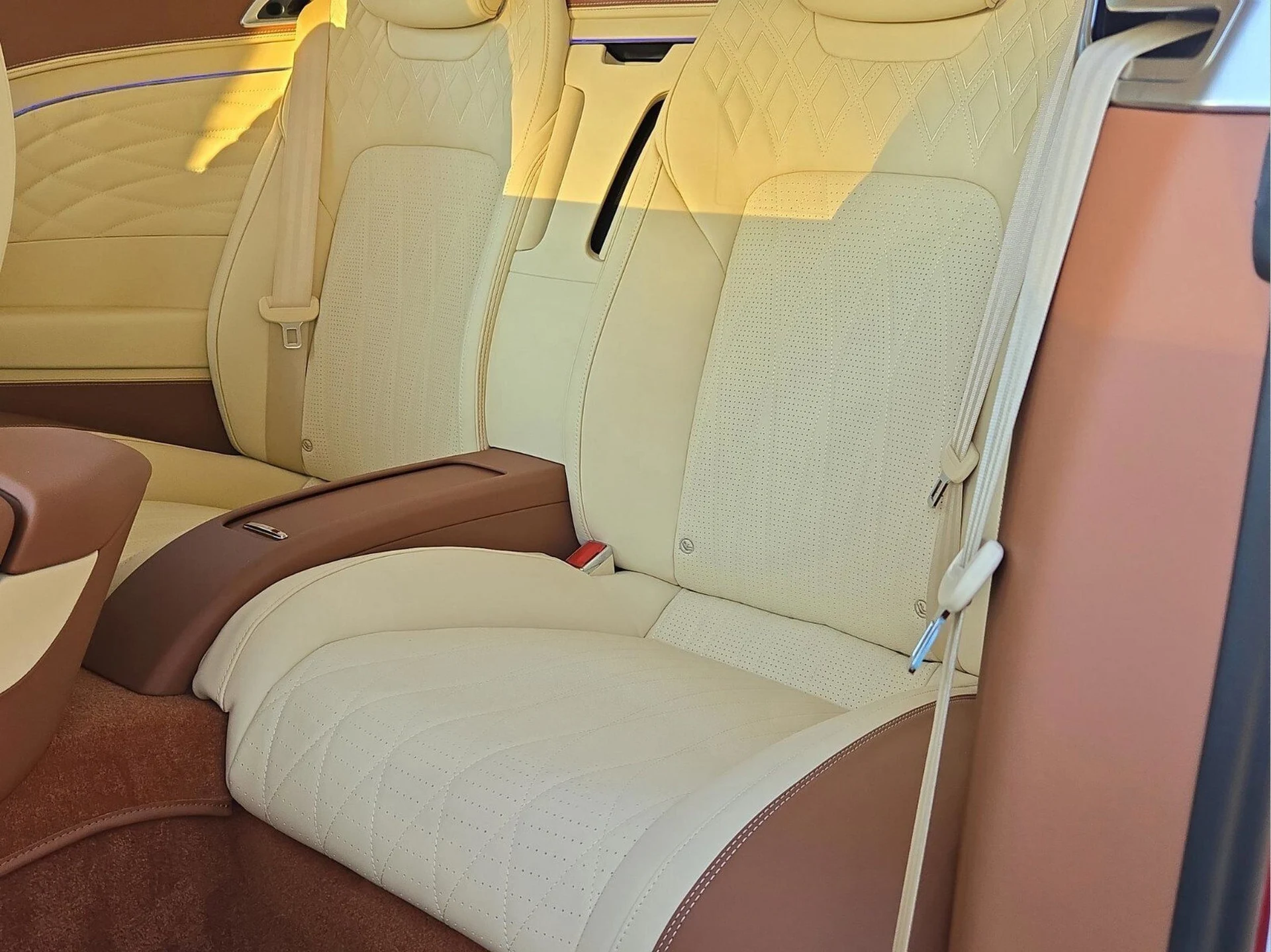 mph020_851230102_62247f31bfa1a196fa3f5227c7e53692x_9baaf58118