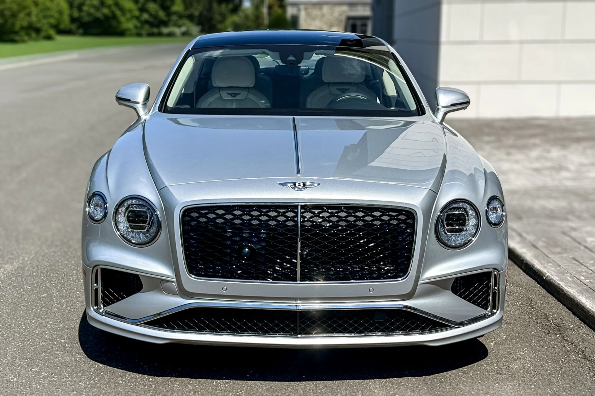 mph020_856132900_New_2026_Bentley_Flying_Spur_1783692086_84cea56059