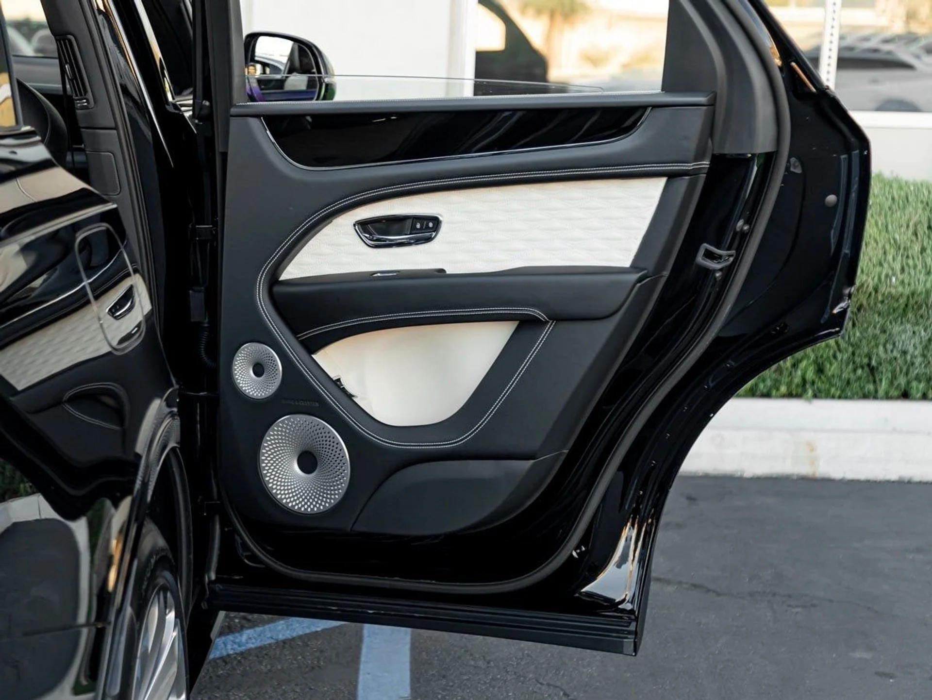 mph020_858335229_21_17009c248e