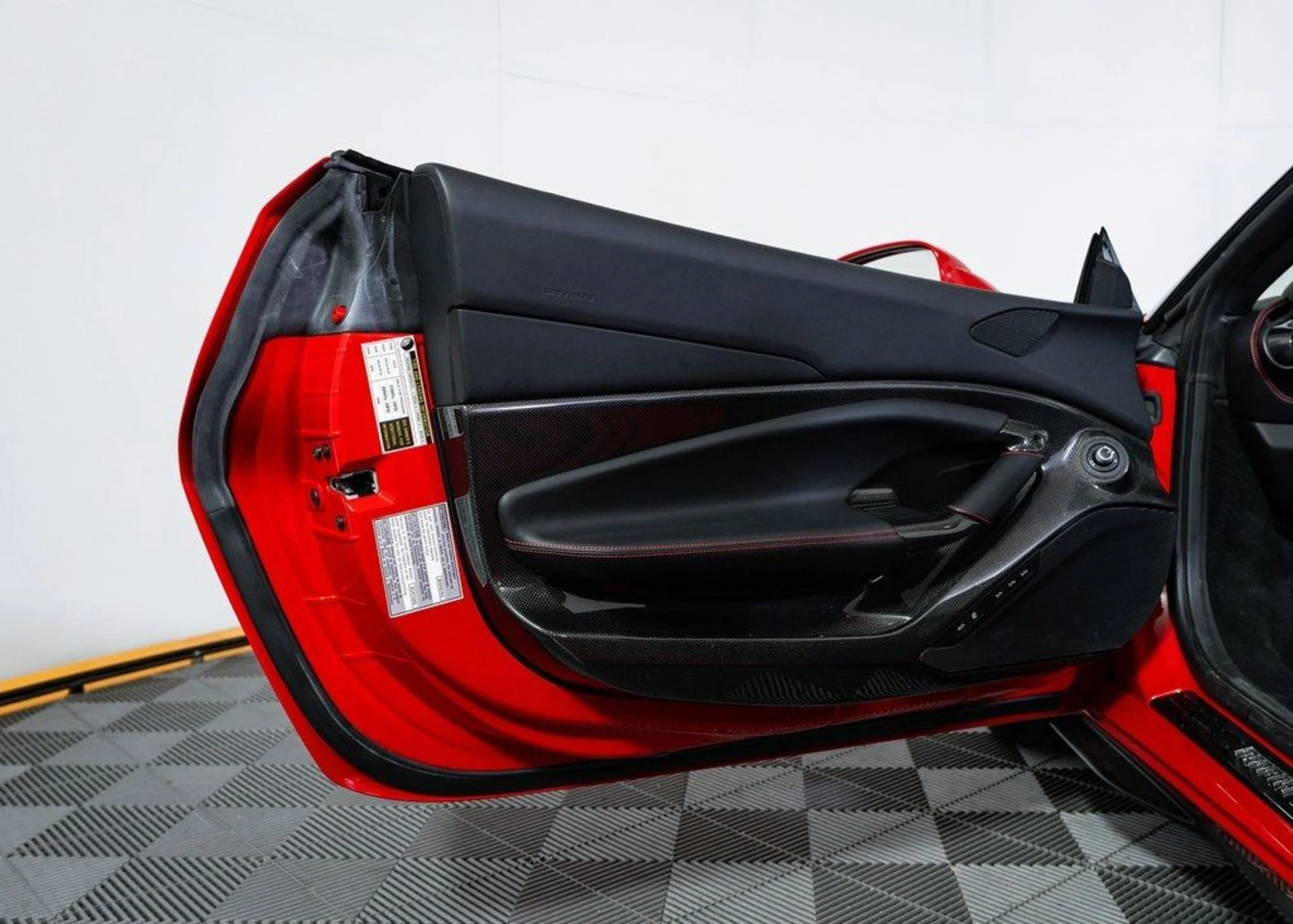 mph020_858960395_7371d9c94397cf3176b6966f02960f9b_3124de184d