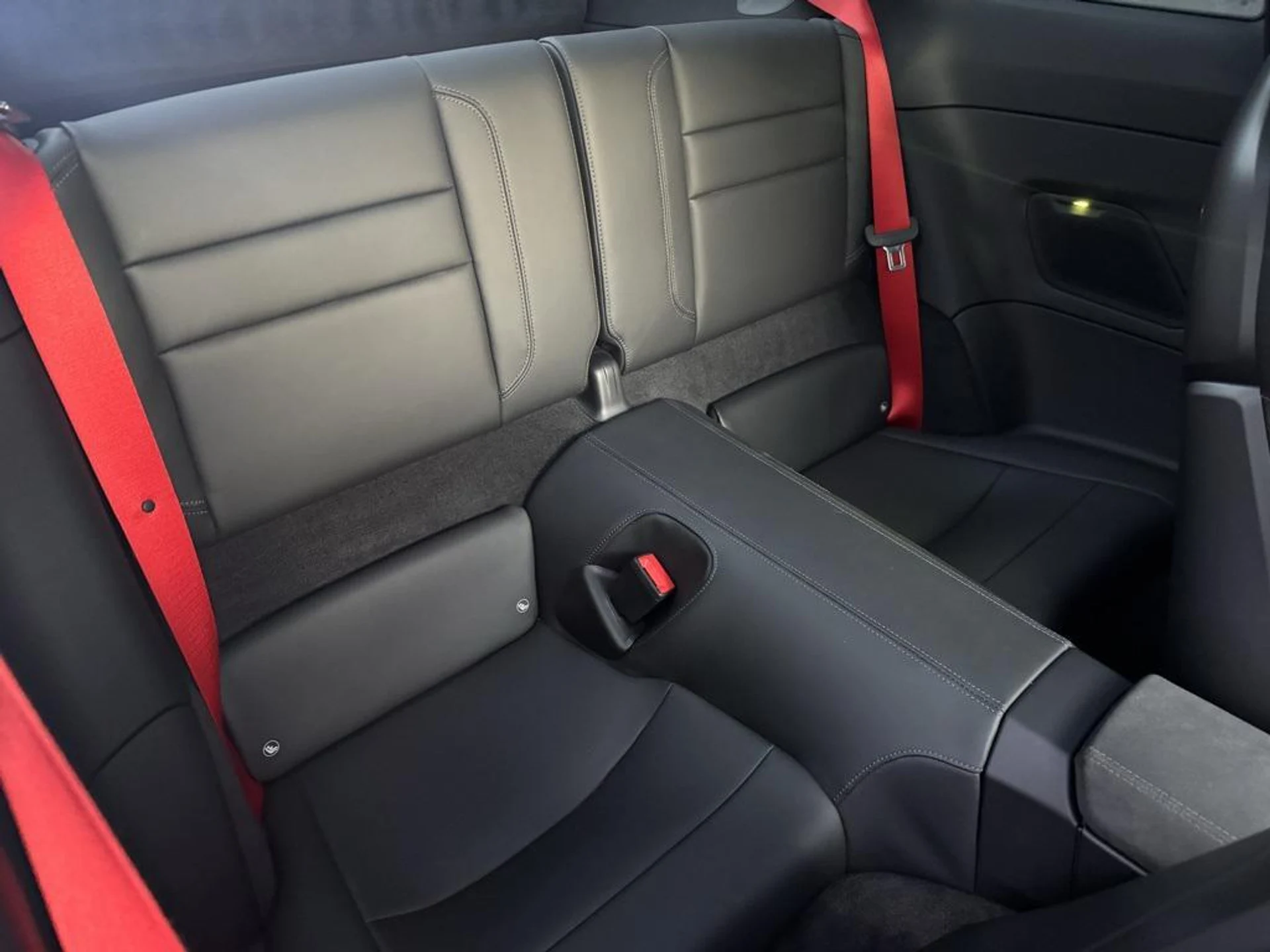 mph020_858984201_1_R0_M_Lc_Fe_XM_6ftt_T4vkn_Lv_F_z_A50_f560229973