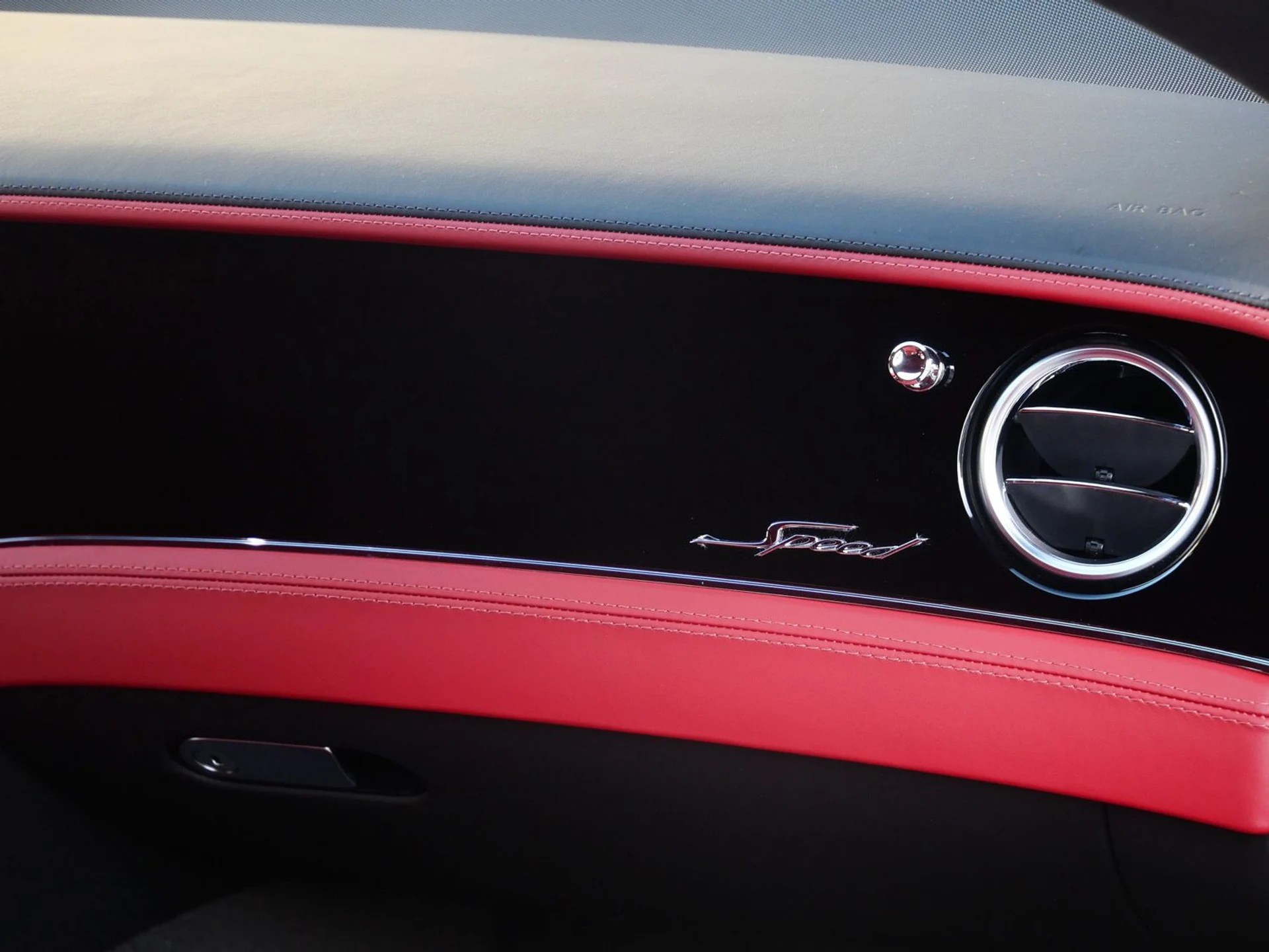 mph020_859406935_11fed6b0d7ca1b841caf60173a28aaf9x_35d978a505