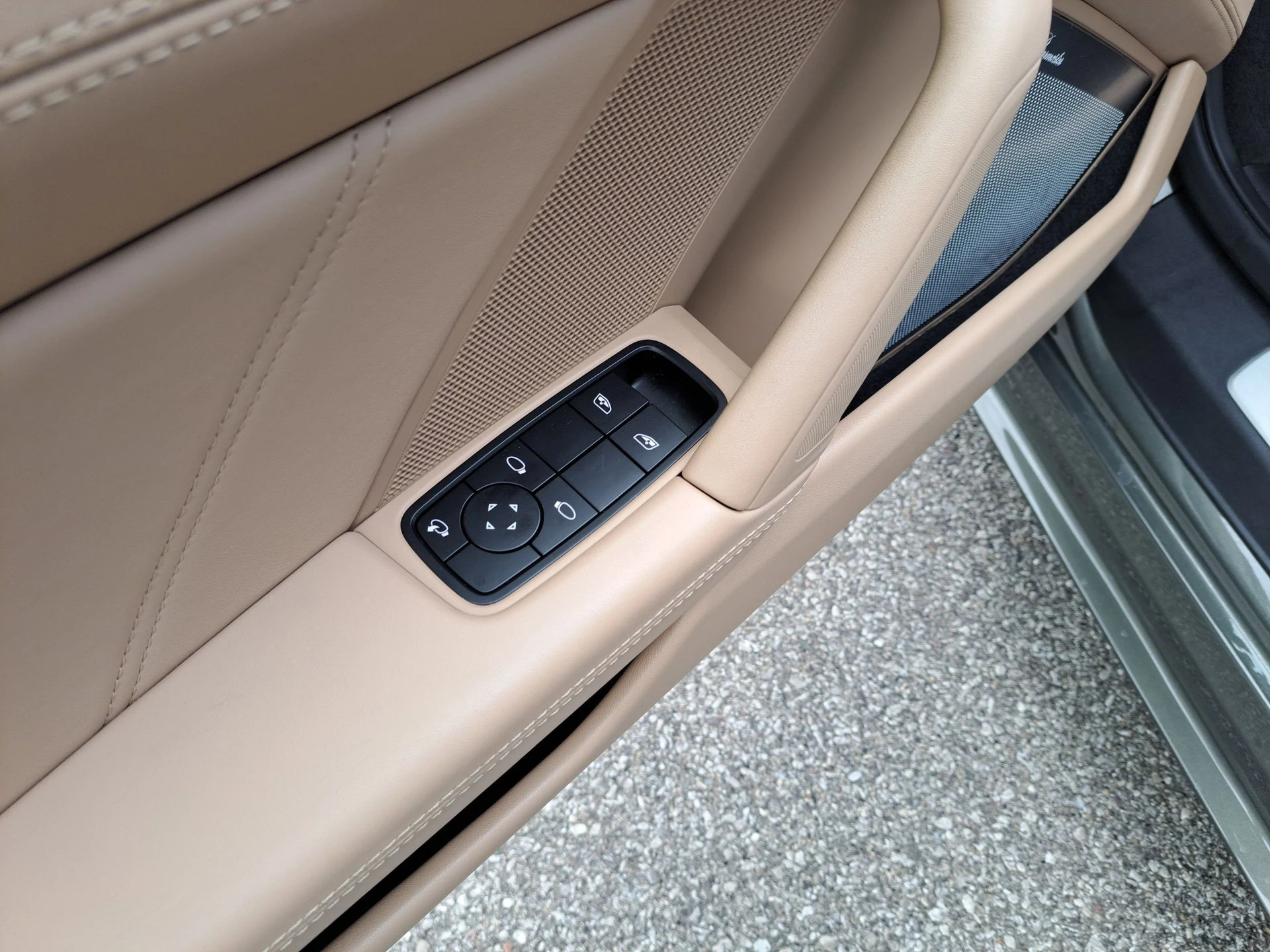 mph020_86047068_9dddece931ab9c8bfcfd604ccdb8907ax_685e432c64