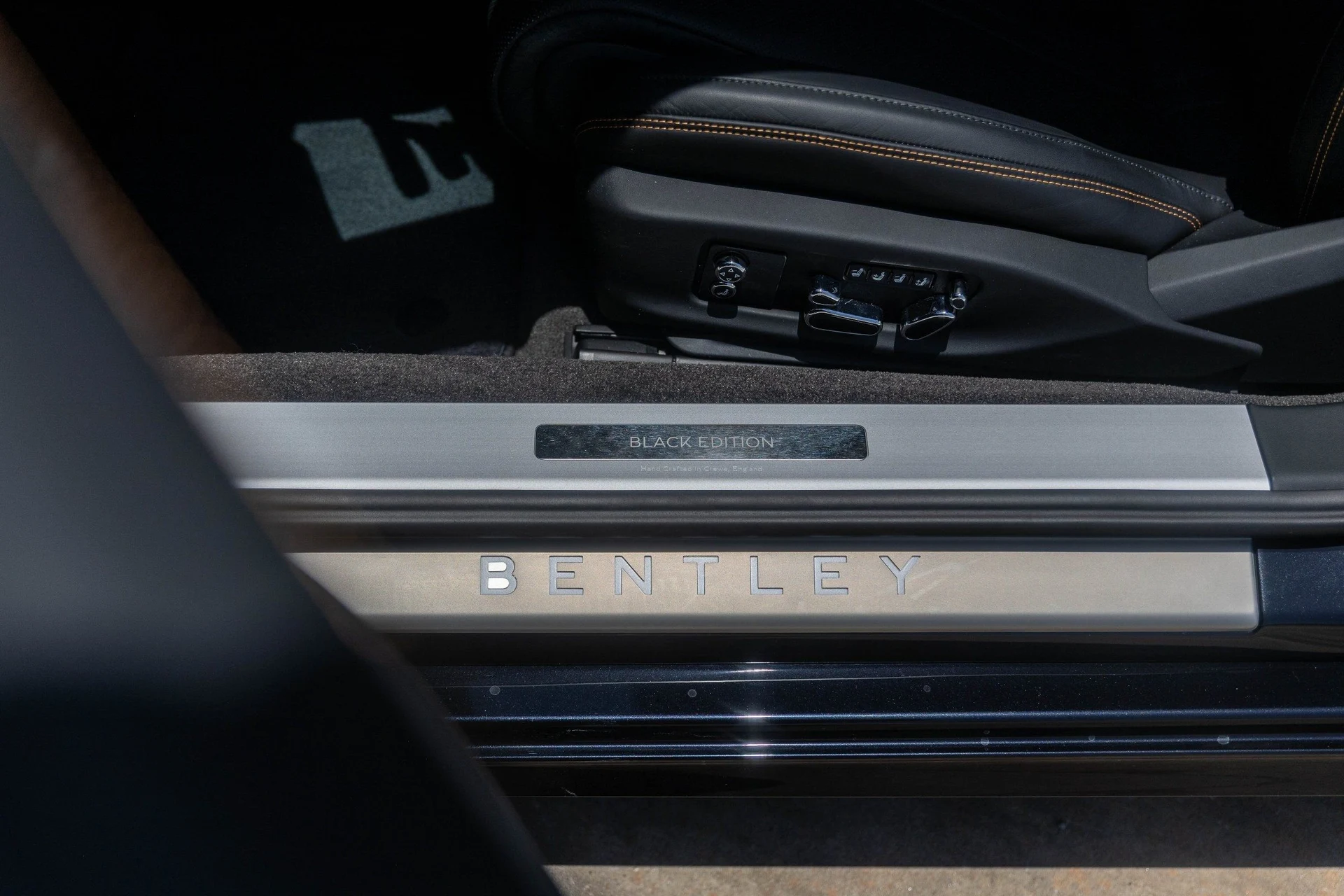 mph020_861699181_Hi_Tech_Luxury_Imports_LLC_SCBCP_2_ZG_0_SC_023285_image_20_d84a9a6920