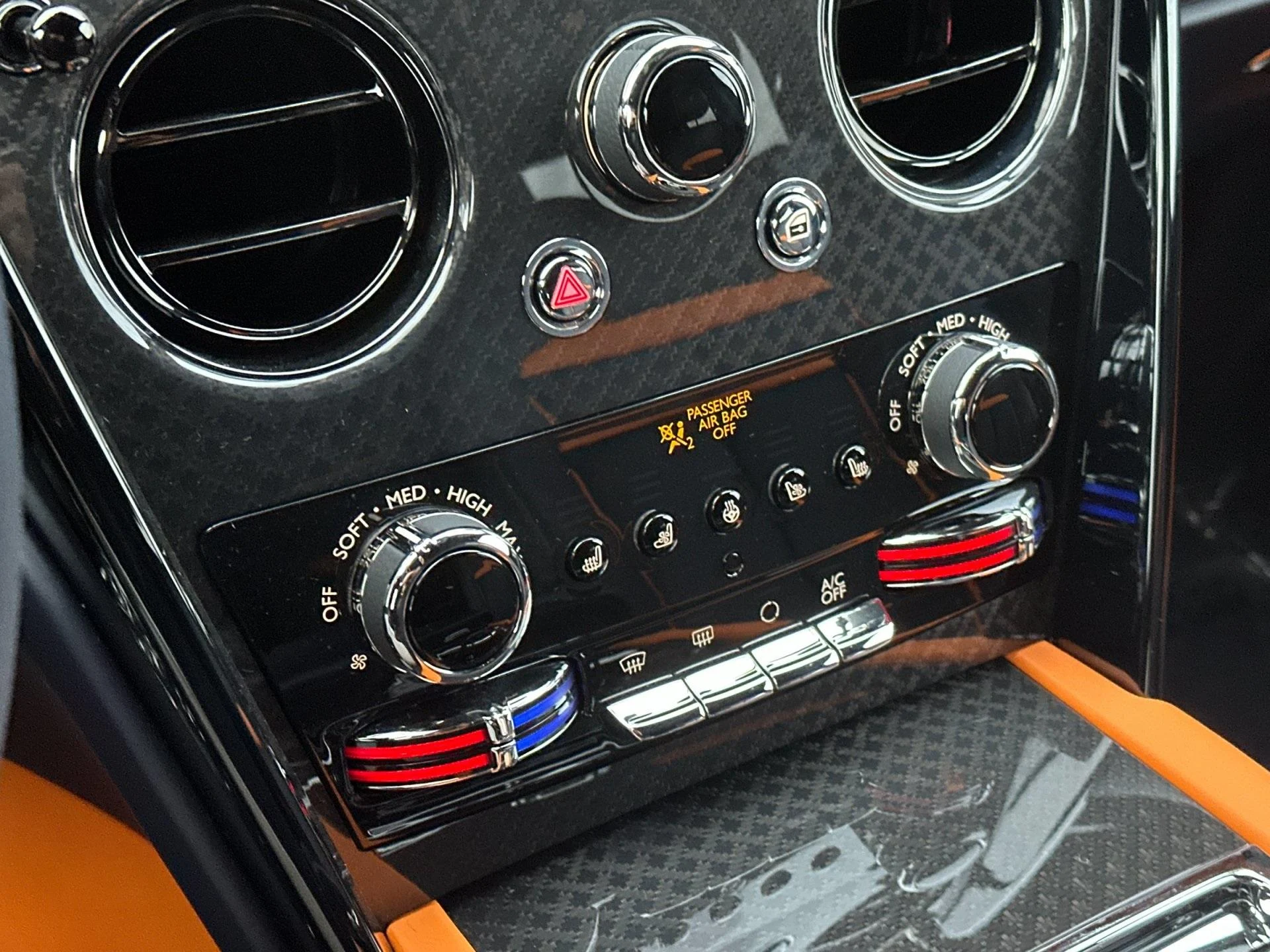 mph020_86222558_New_2026_Rolls_Royce_Cullinan_Black_Badge_1767193829_33a5585ebf