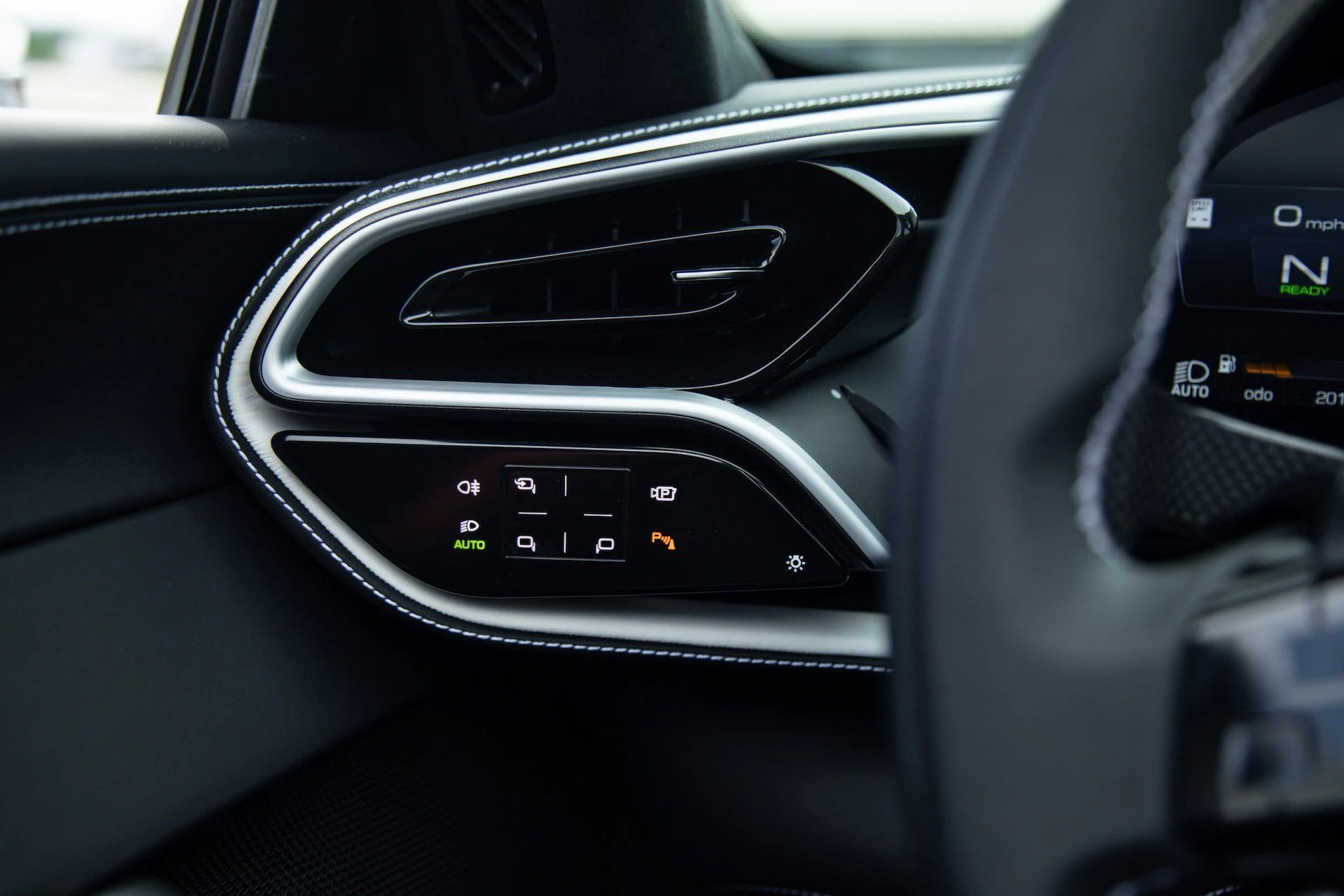 mph020_863732181_6fd3600622791b0d112daa12b0273cd5_2bdf4f31e2