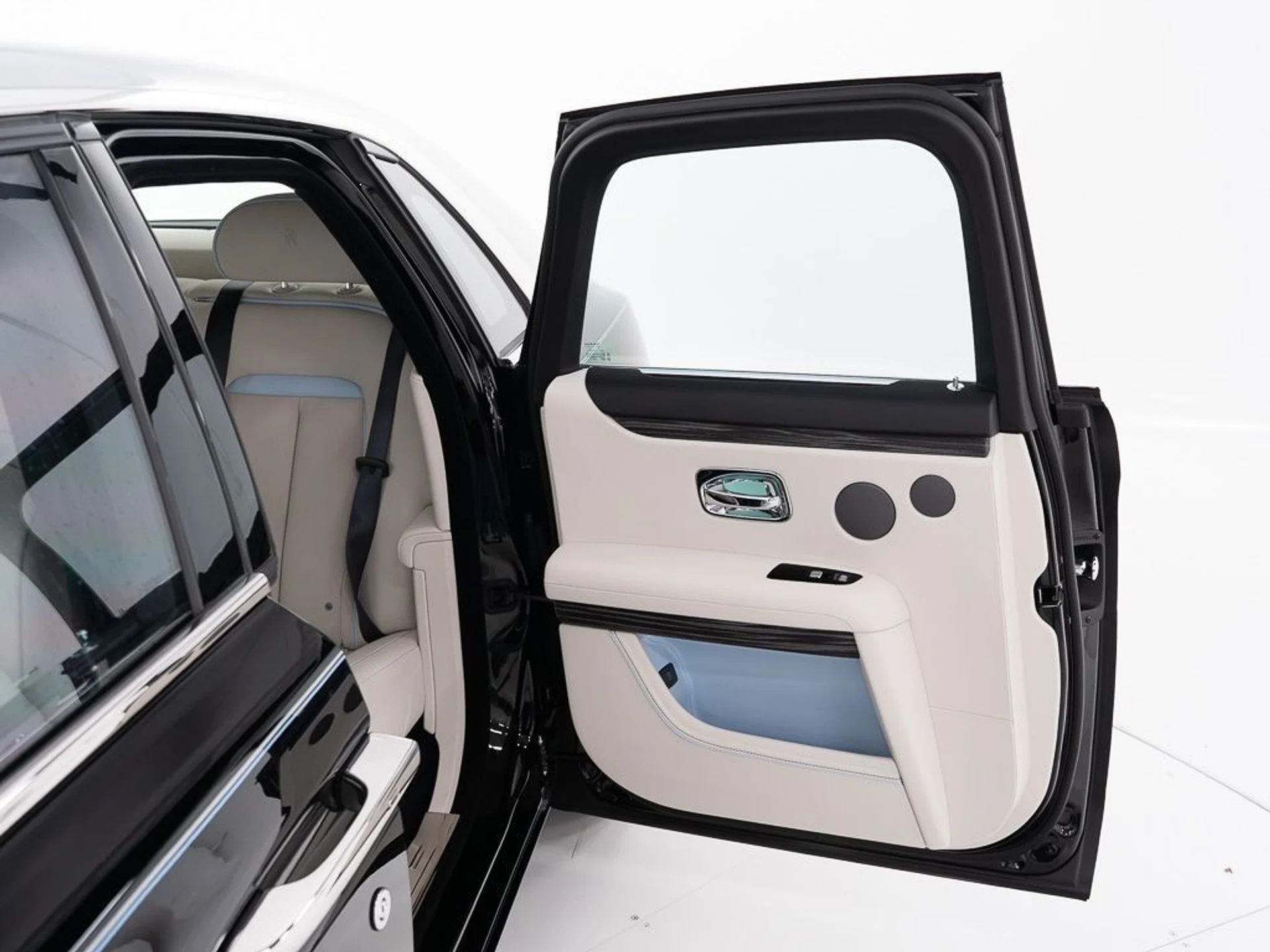 mph020_864076624_9727a597ba5299a3b4b02fd69a5cf5a1_c00392a3ad