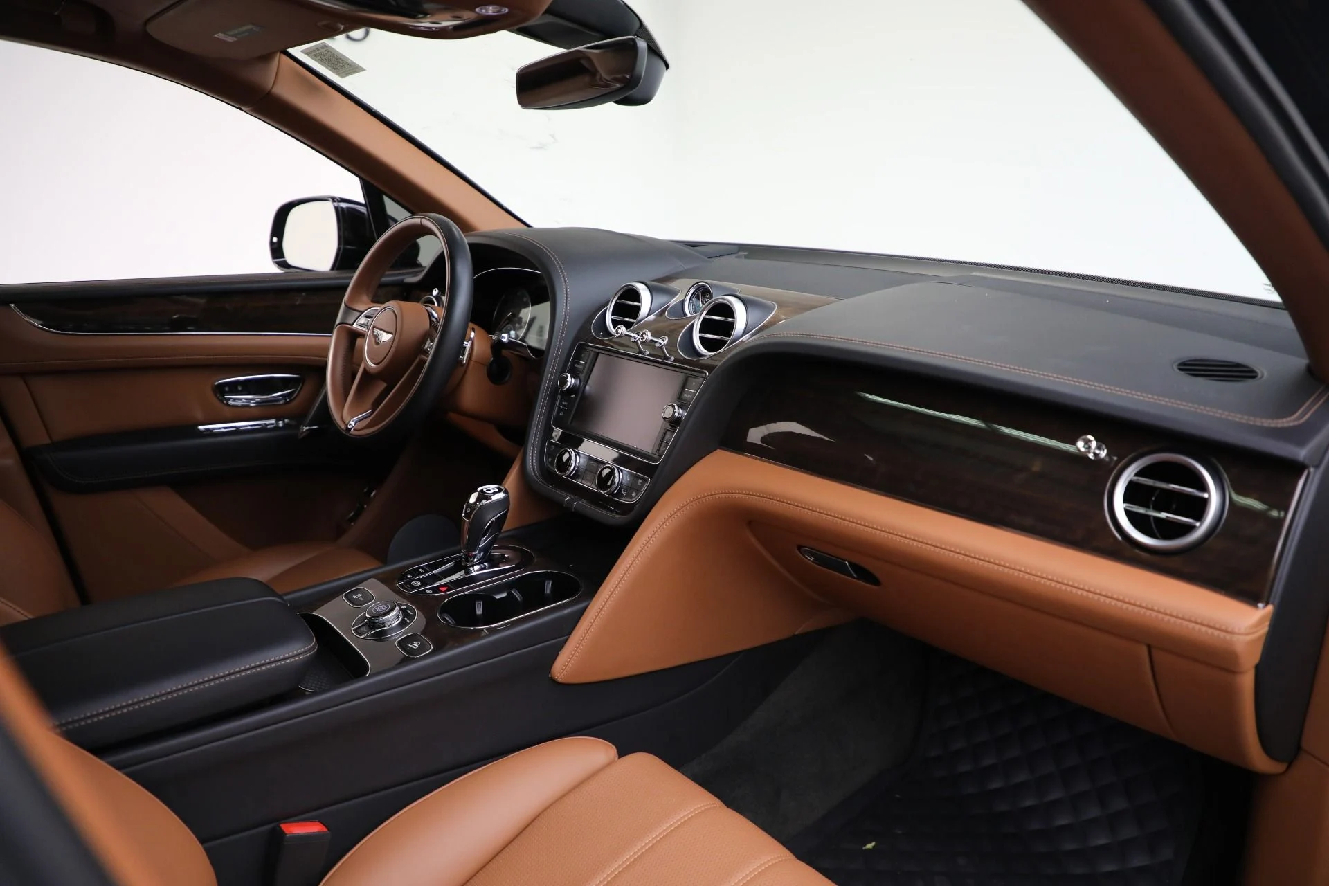 mph020_865560078_Used_2018_Bentley_Bentayga_W12_Onyx_Edition_1763217114_8da84d22b4