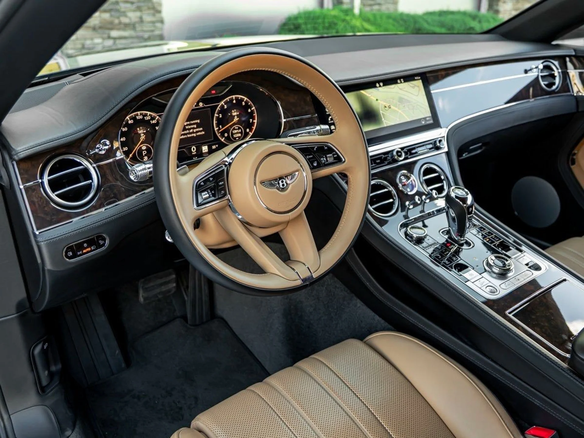 mph020_86625724_21_e94fc5f496