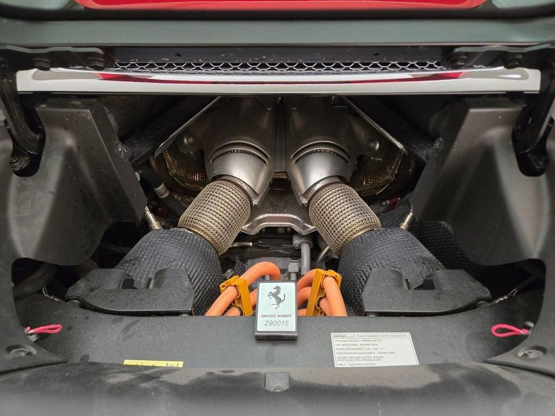 mph020_866884576_Used_2023_Ferrari_296_GTS_1783509879_dfd6c13819