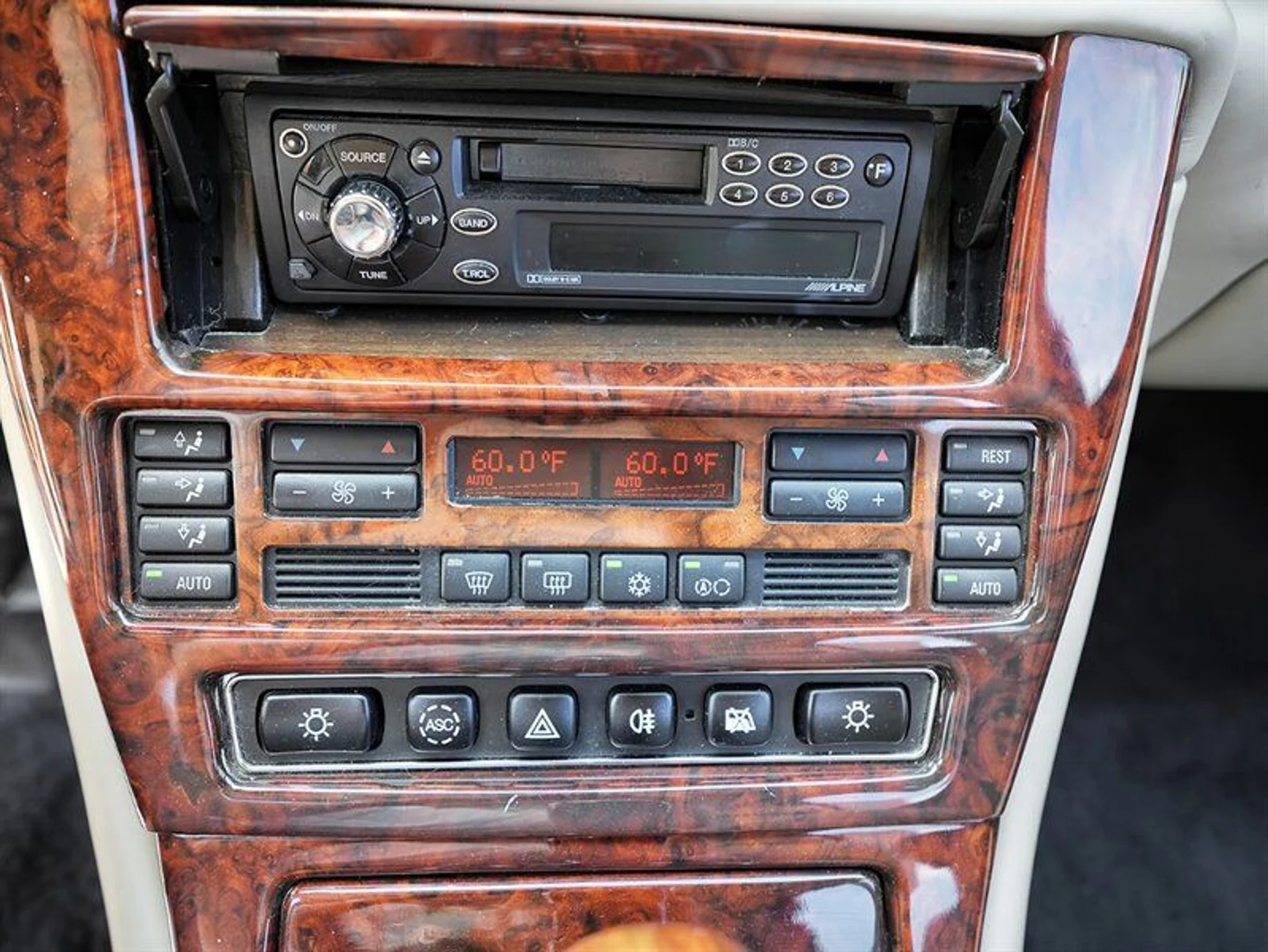 mph020_867454736_b881619042_800_fd2d9860e2