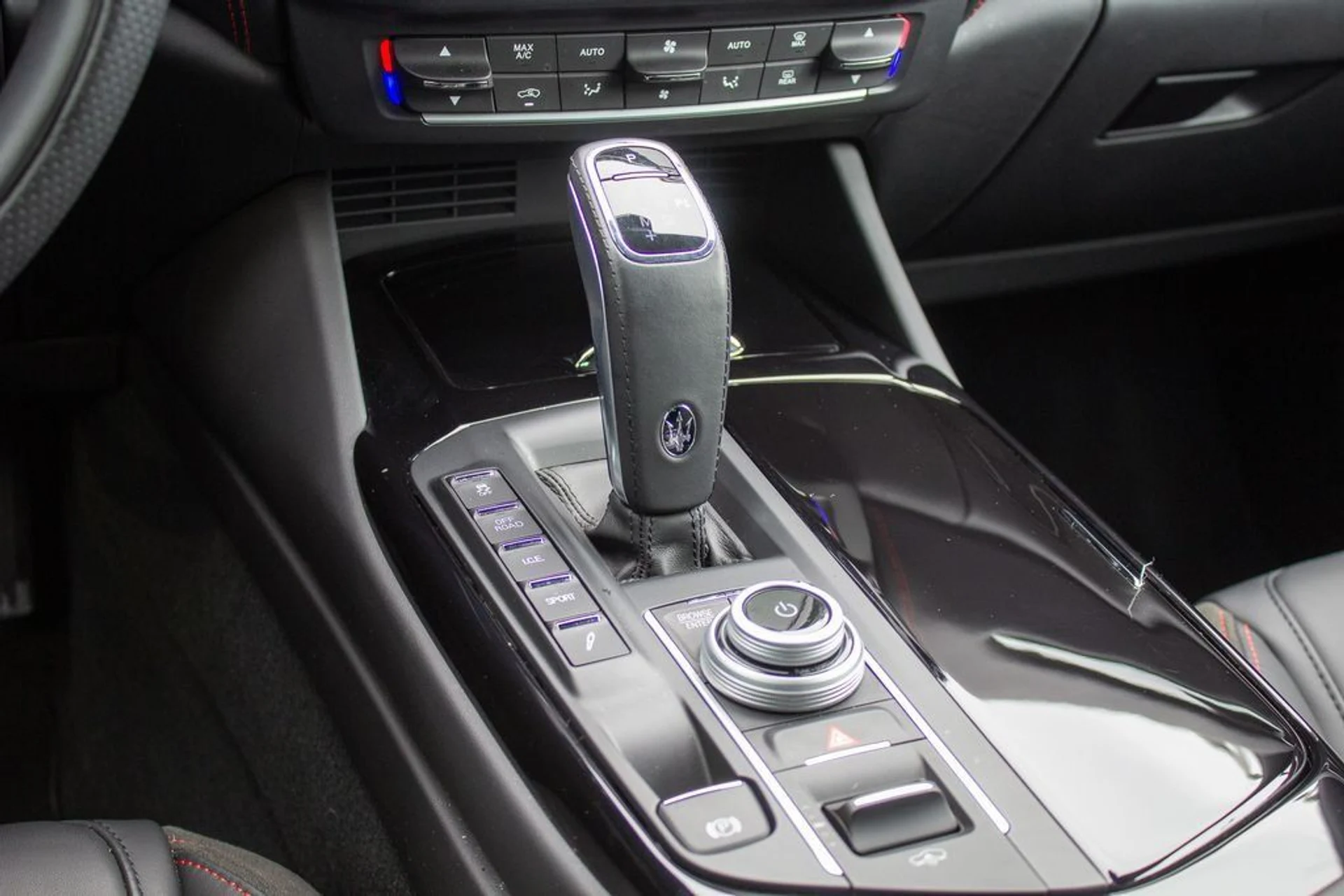 mph020_86800461_c41f0661839a4ce39bb085f13044e4c6_3620668e2d