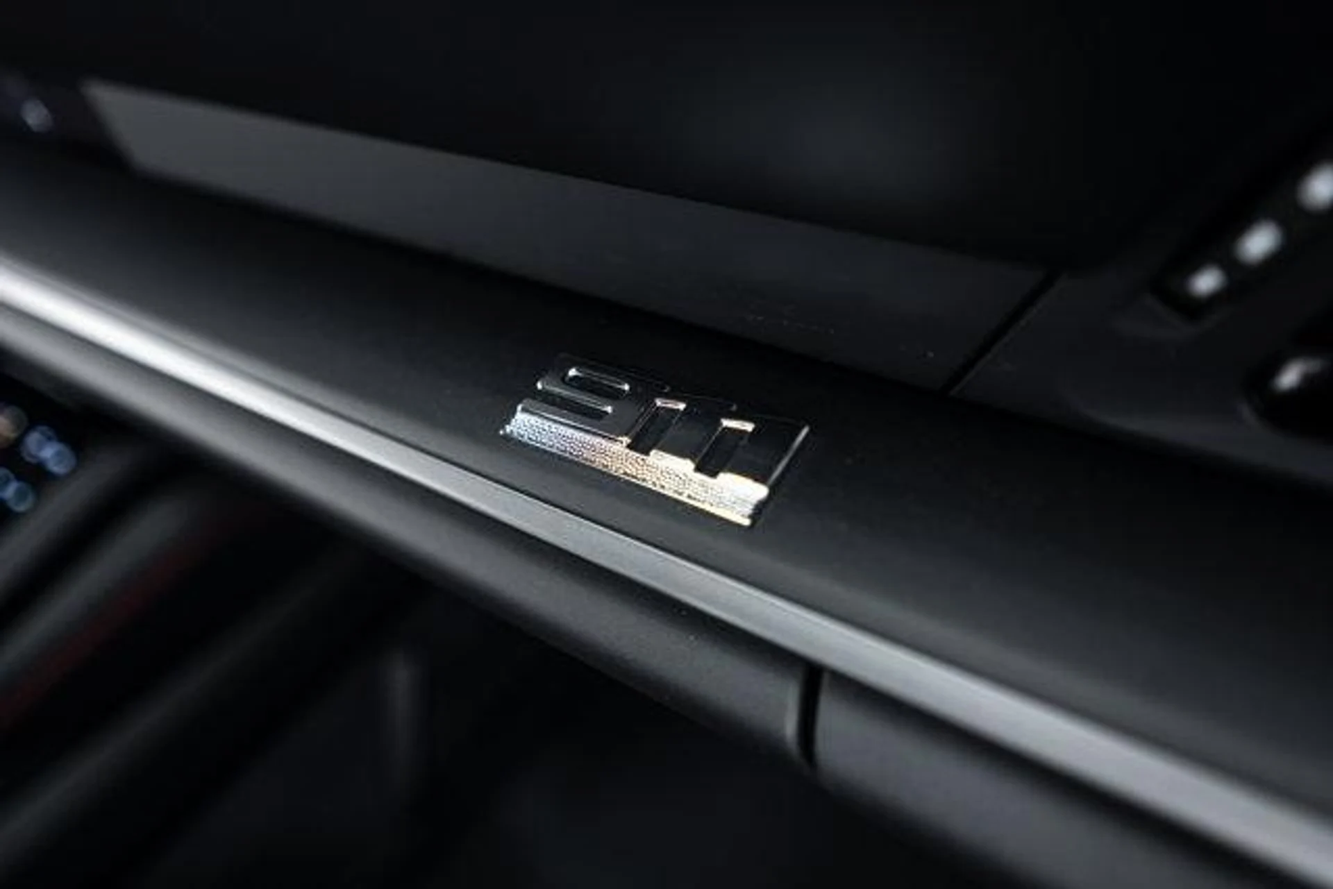 mph020_868948355_m_FB_Kqw_Zlmr_Ytkn_Fzm4ku_Xv_Kz2r_A_179fb748a8