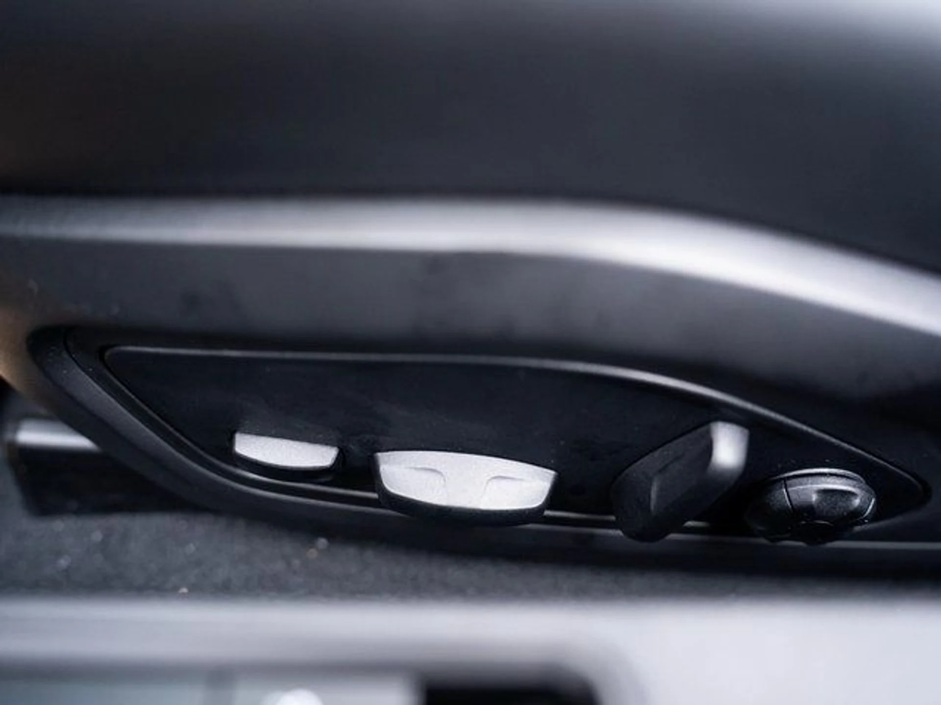 mph020_876782694_bc5bf8fd706548bcbf434f5cbbffb1c4_bd19f19a04