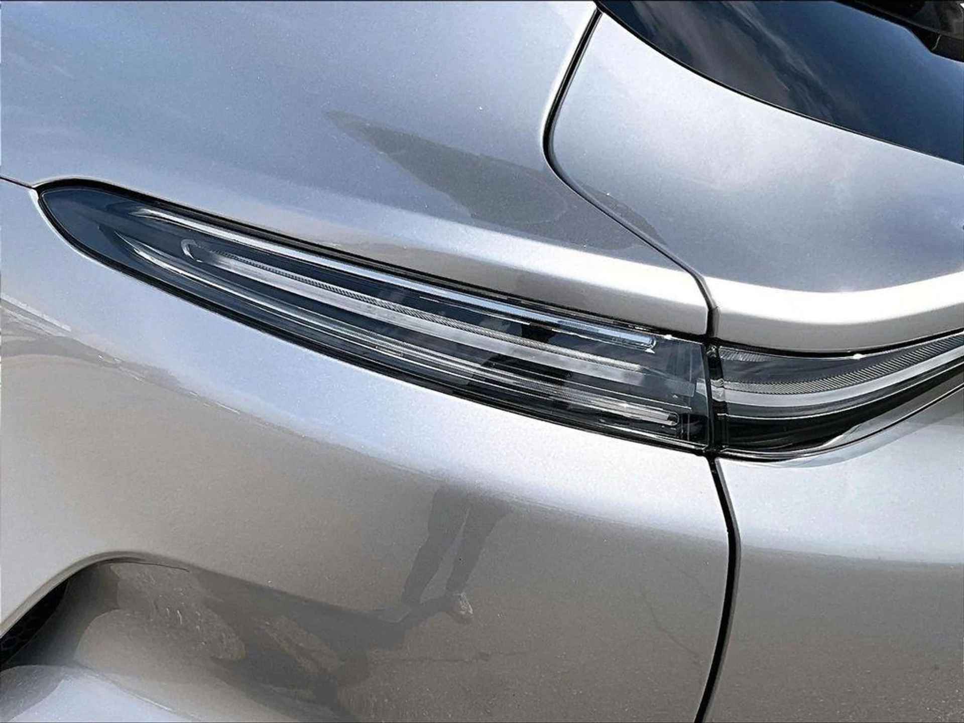 mph020_879242289_f79t_G_Pdimm_mj60_YTN_Sne_Usn_Vg_a5e10e76e3