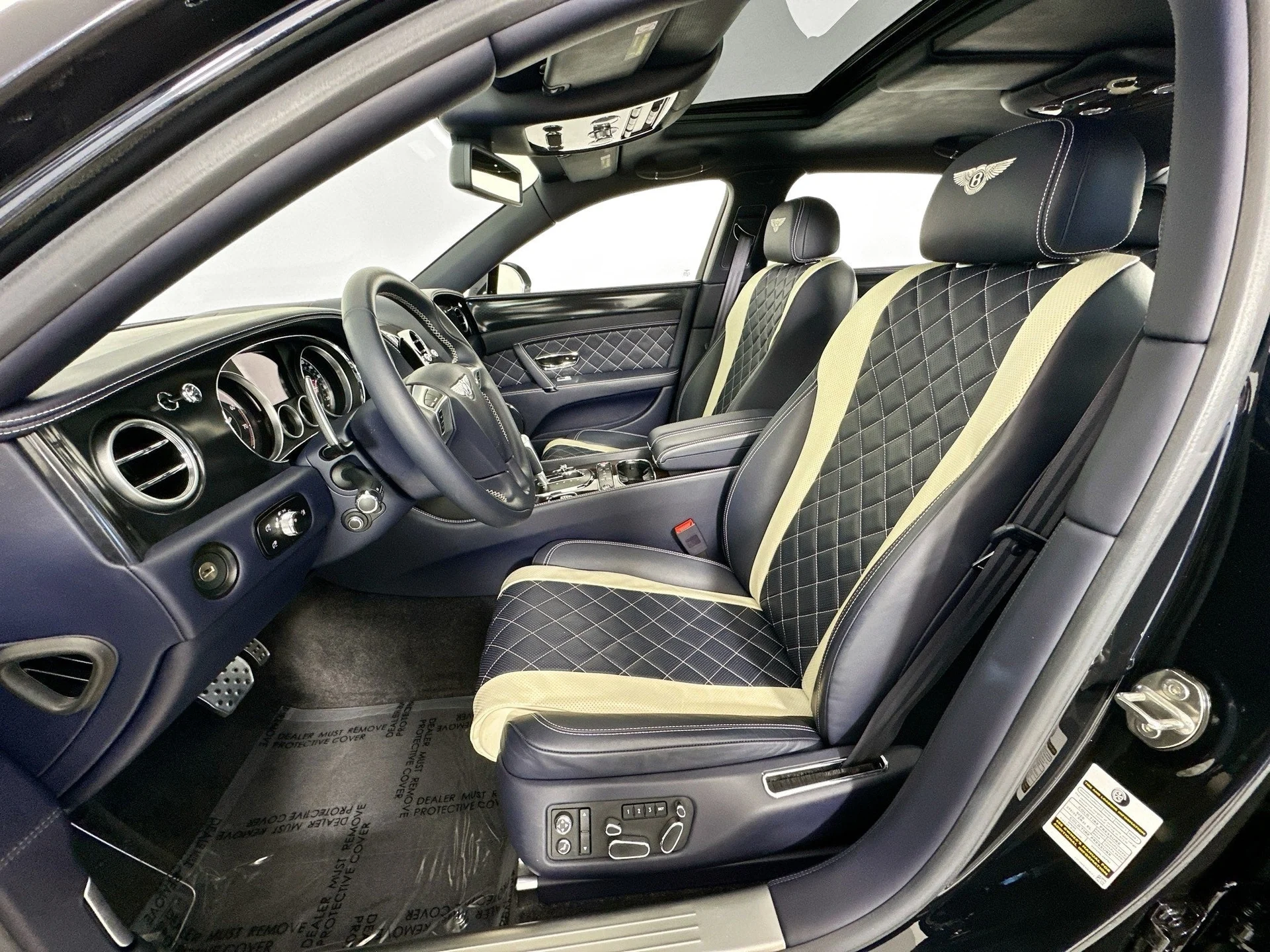 mph020_880735877_21_f8f4447607