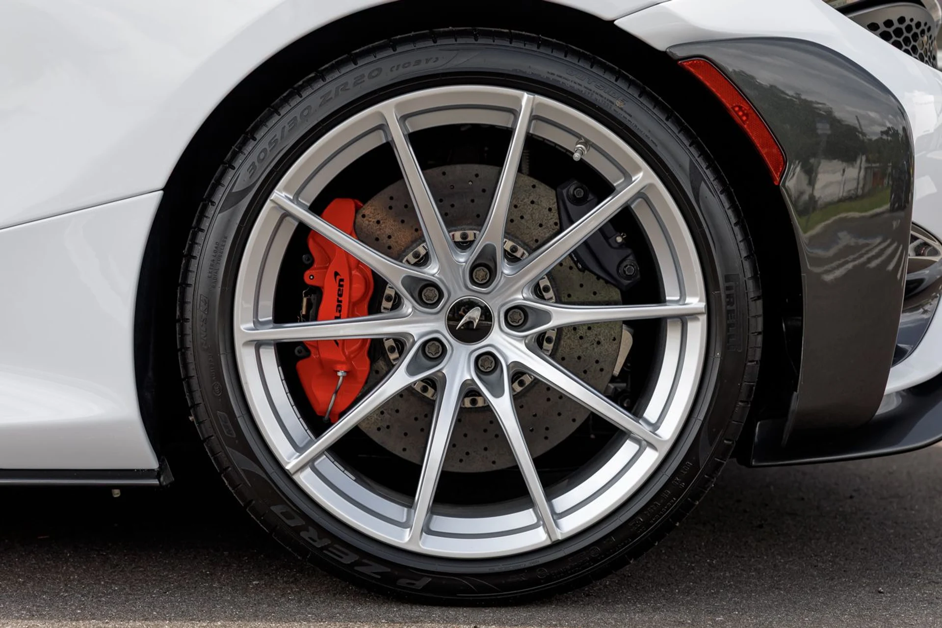 mph020_882579959_Used_2022_Mc_Laren_765_LT_Spider_e9b6ed8b54