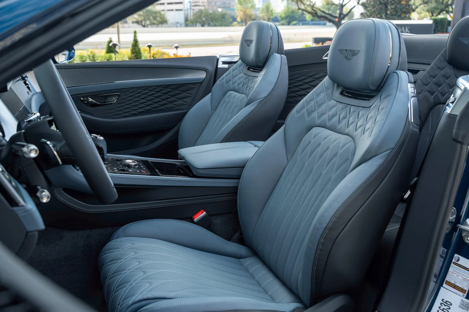 mph020_882949939_462758414_69176171523de9a4650eb98a_9115918ff9