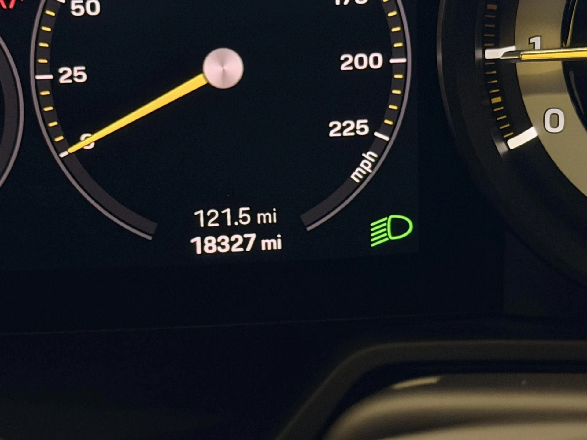 mph020_883152416_bfd0f4eccc3cf789c7206defb60f4973x_df535d25b1