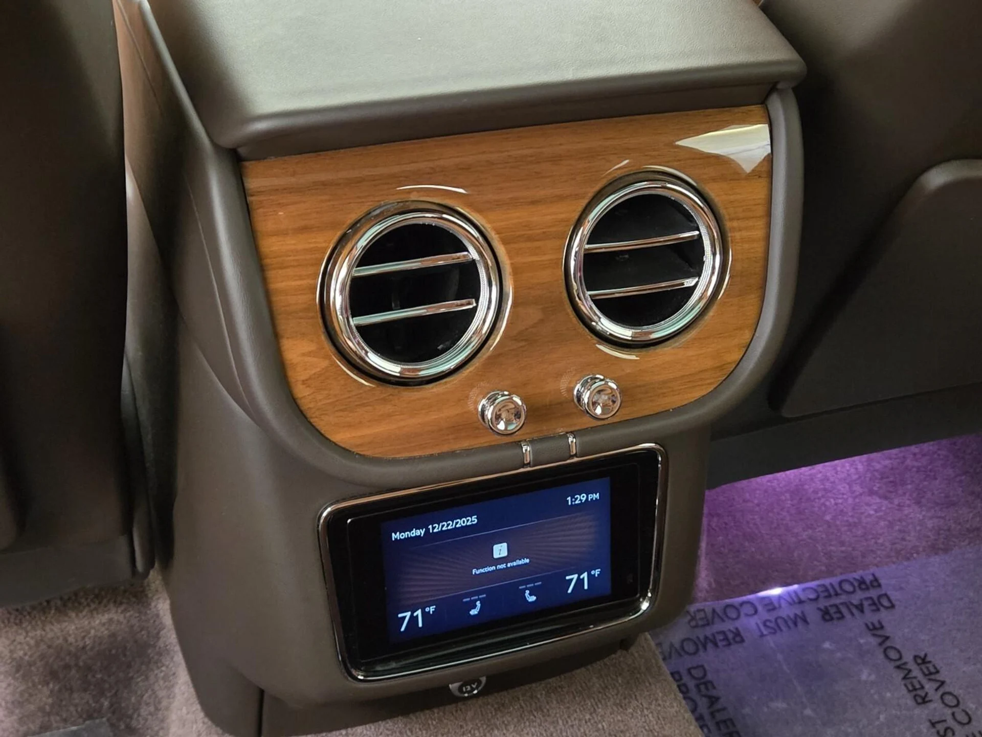 mph020_885393859_Used_2022_Bentley_Bentayga_V8_1766558885_0161076b29