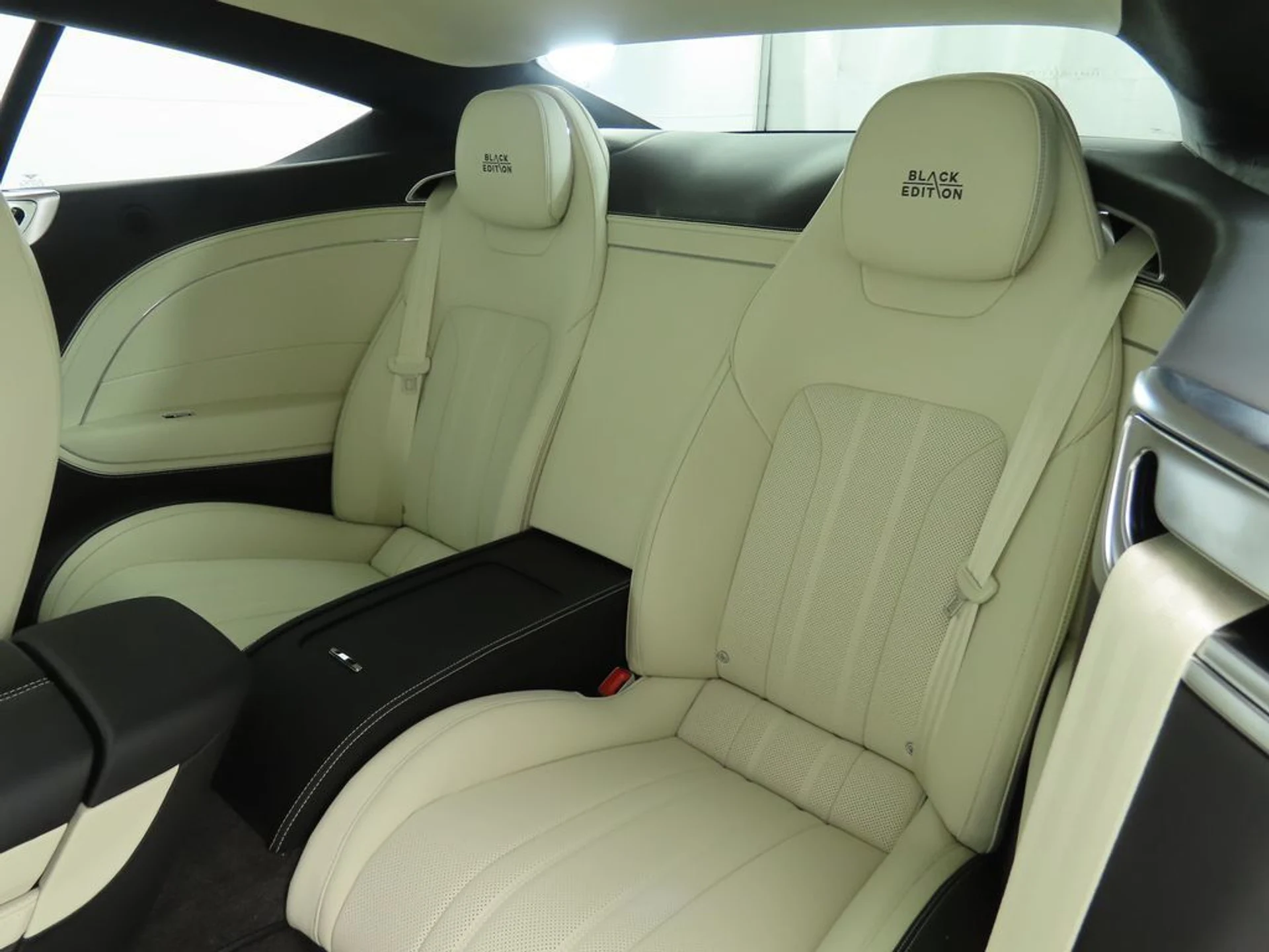 mph020_889837379_new_2025_bentley_continental_gtblackeditioncoupe_8119_22910192_21_1024_62a0da3826
