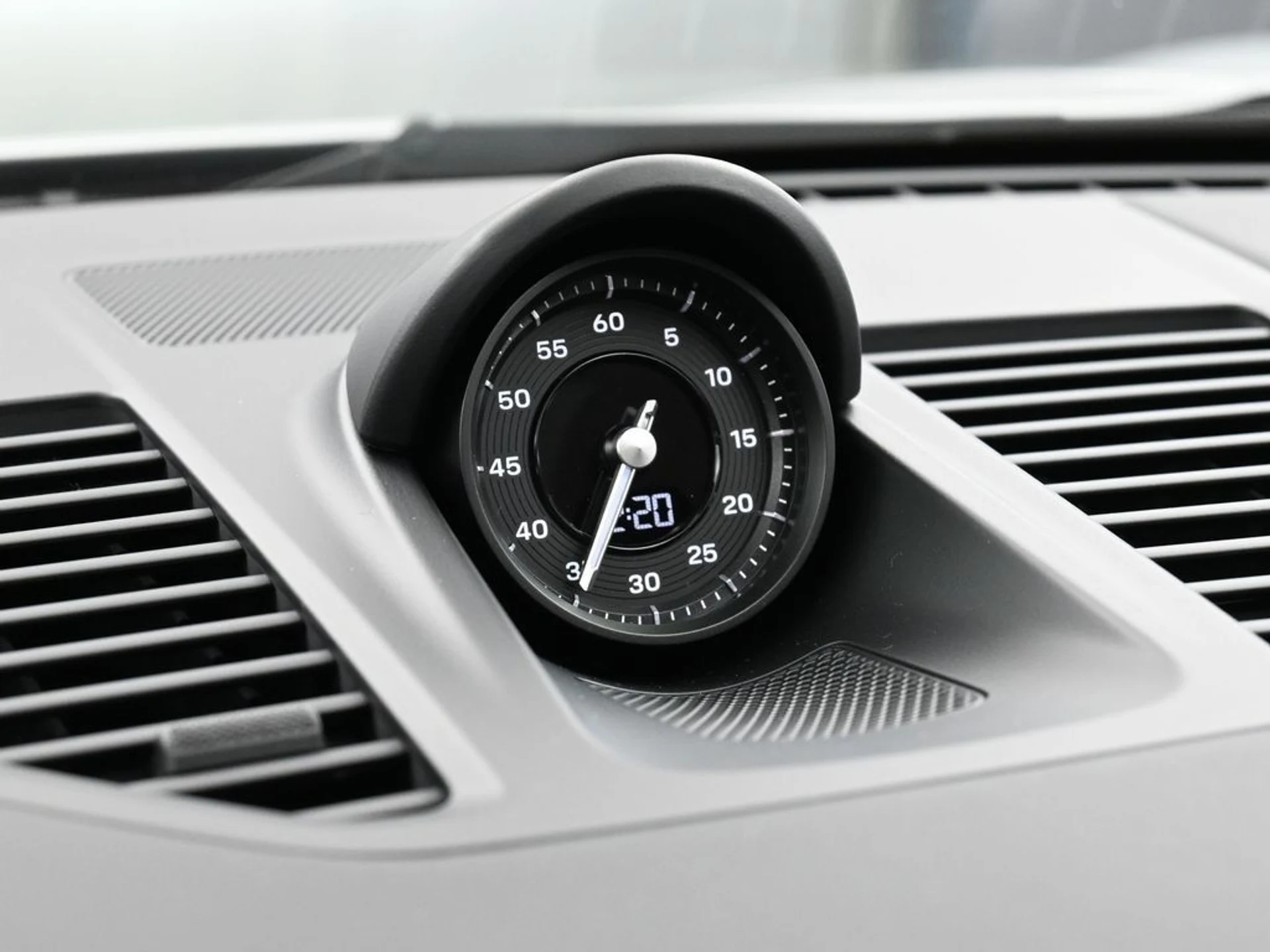 mph020_890460196_image_20_d688e6e118