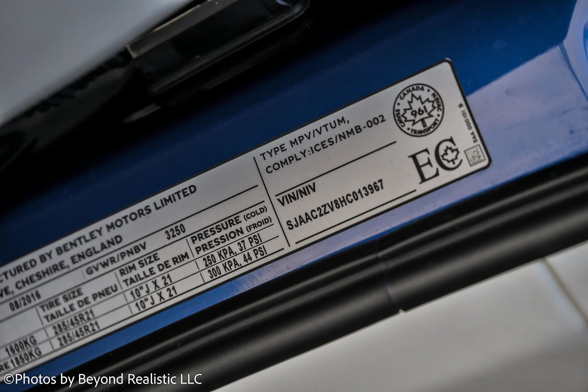 mph020_892784265_aa687a76a85eecbd46a781764df52f35x_5c9019466a