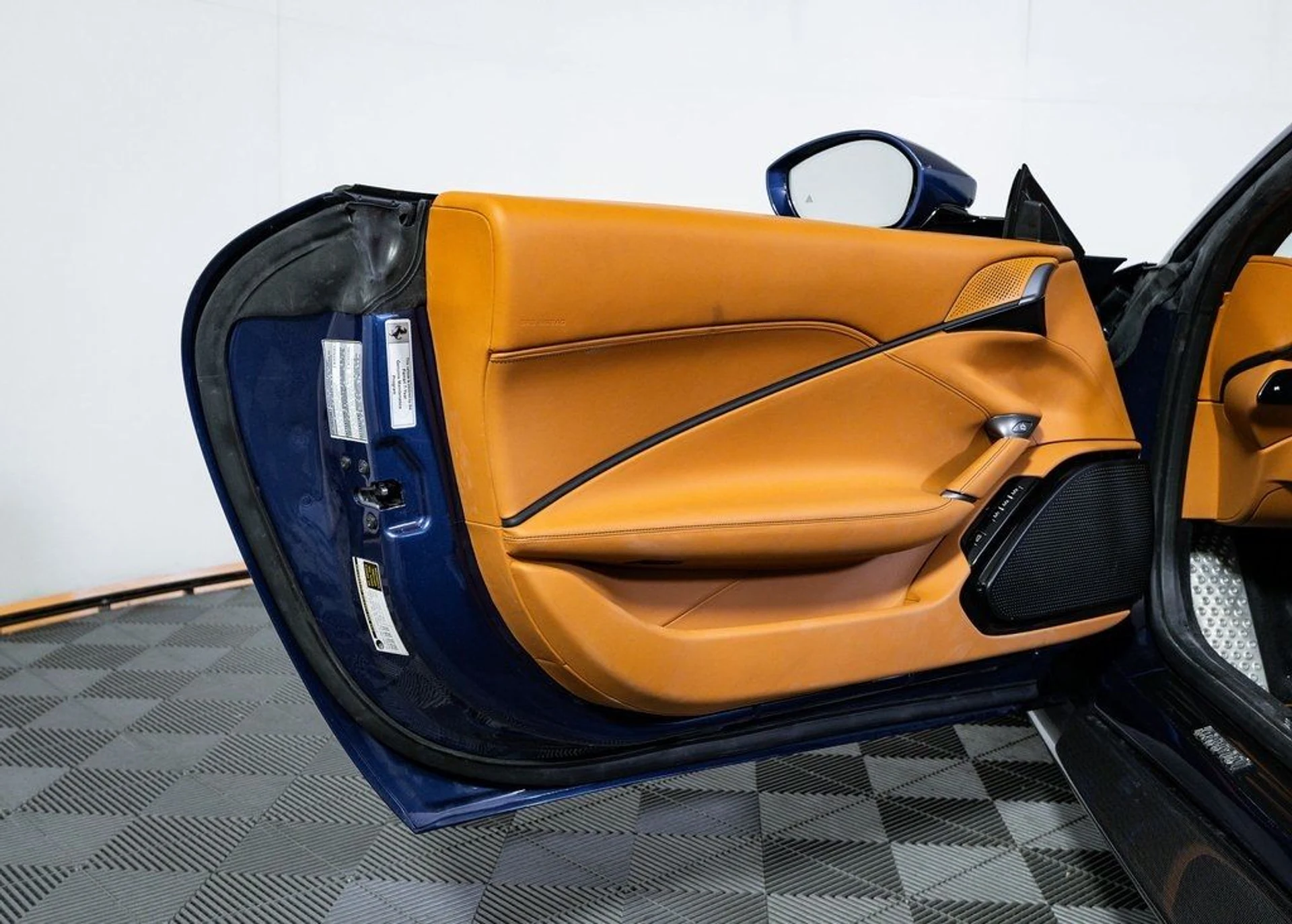 mph020_893960678_c43b933ea418db2c71ebd7ab7e64c75b_b5f6e4a76d