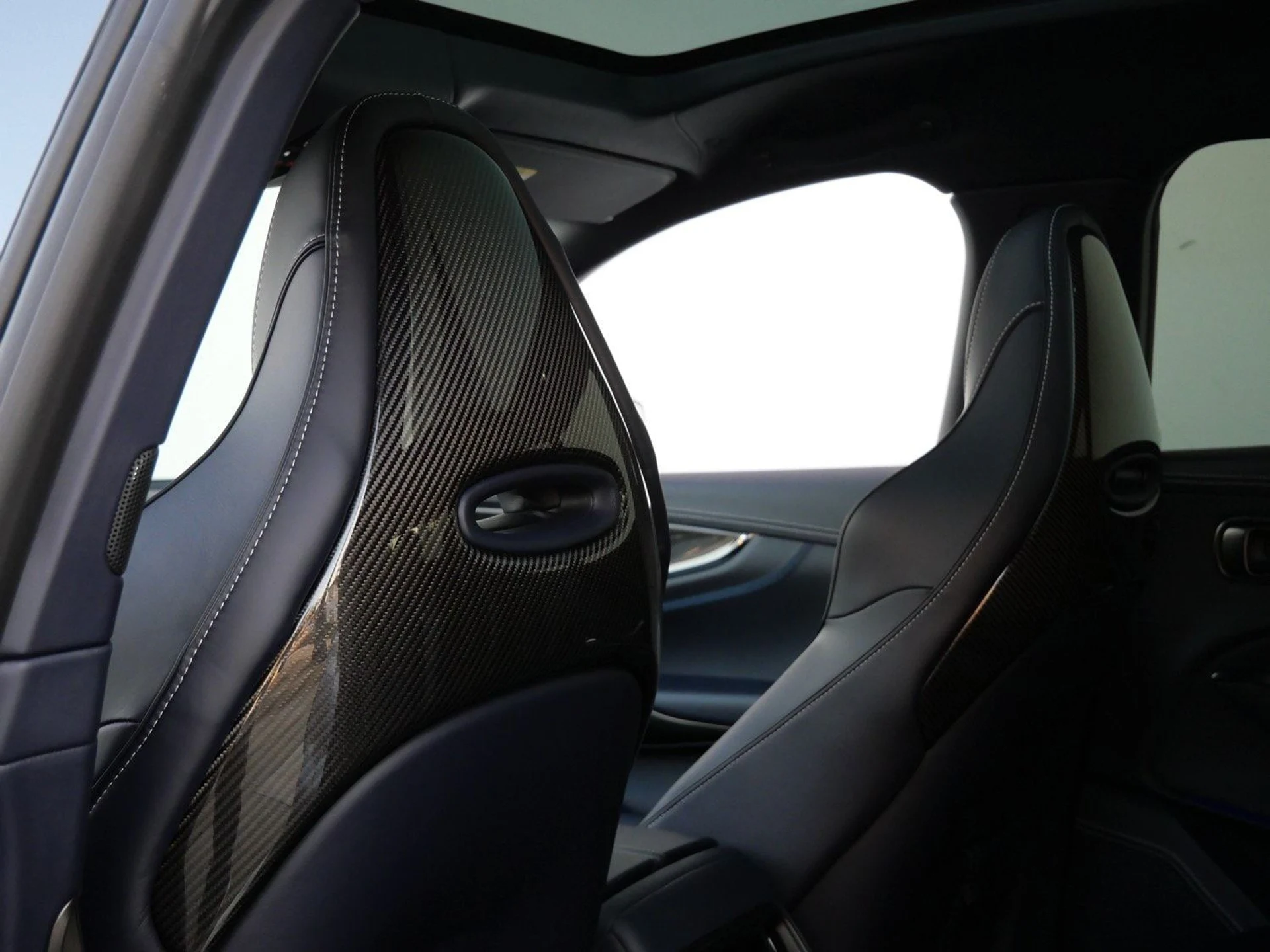 mph020_894881472_50e5442693a3b494eceae8428ae5a5b1x_3f3a455fde