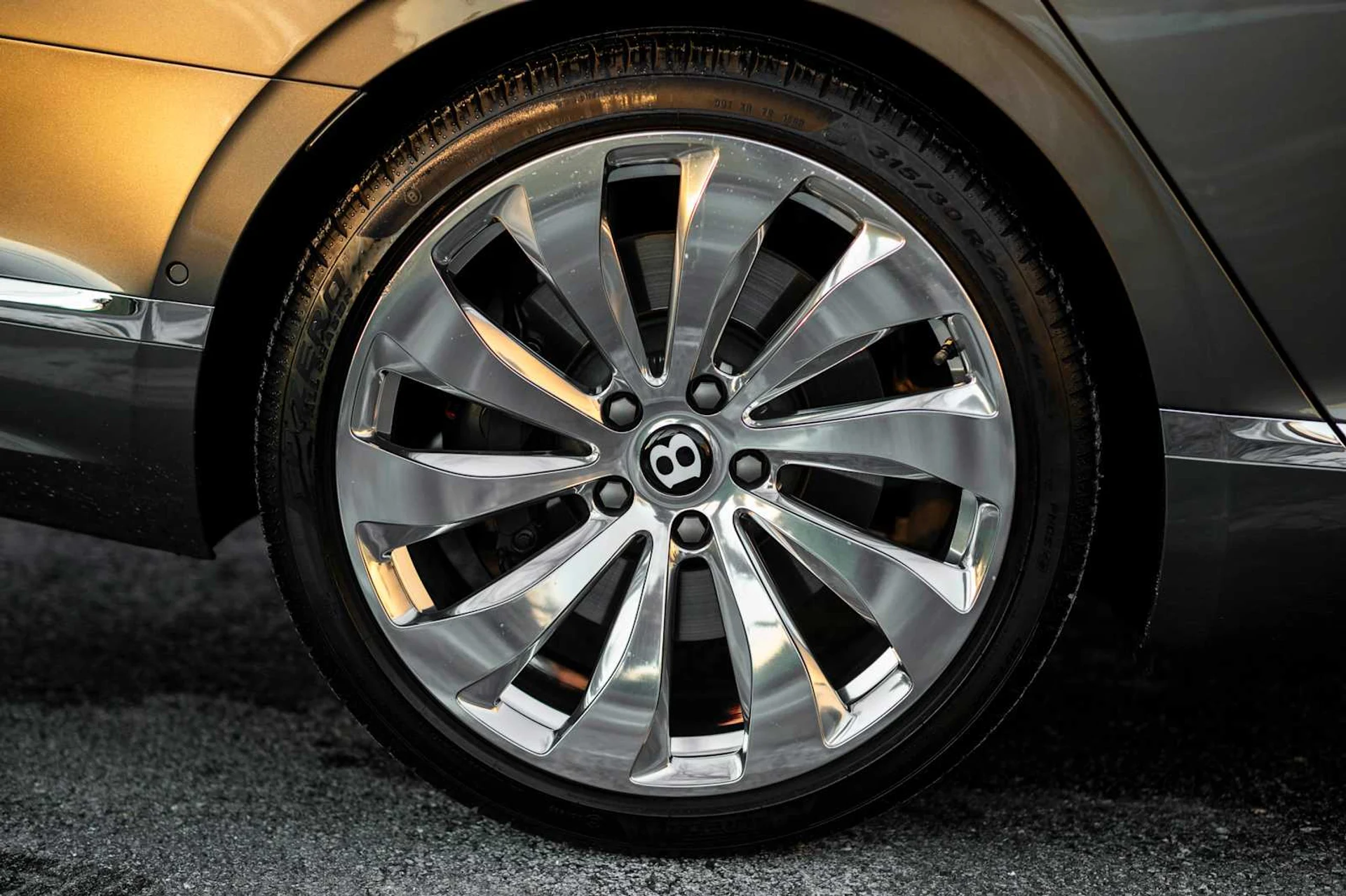 mph020_895852704_57c65af1f00762e6d4f2ecf96ee13deax_2d82238680