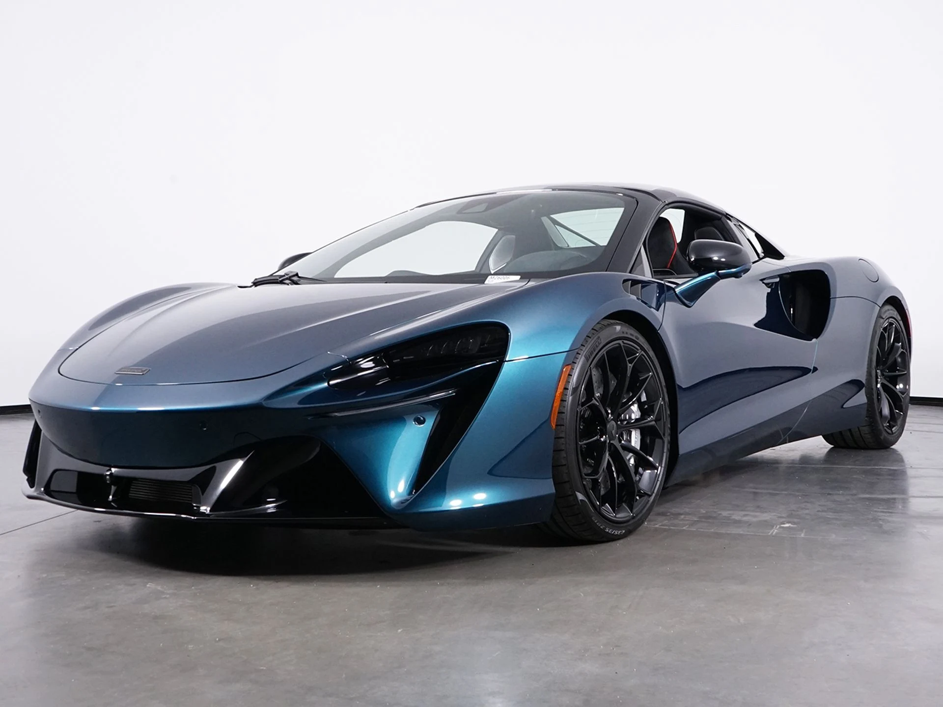 mph020_900278051_4faa2ffe1e1e6ec8b016f72251a75bd9x_f3331a00c4