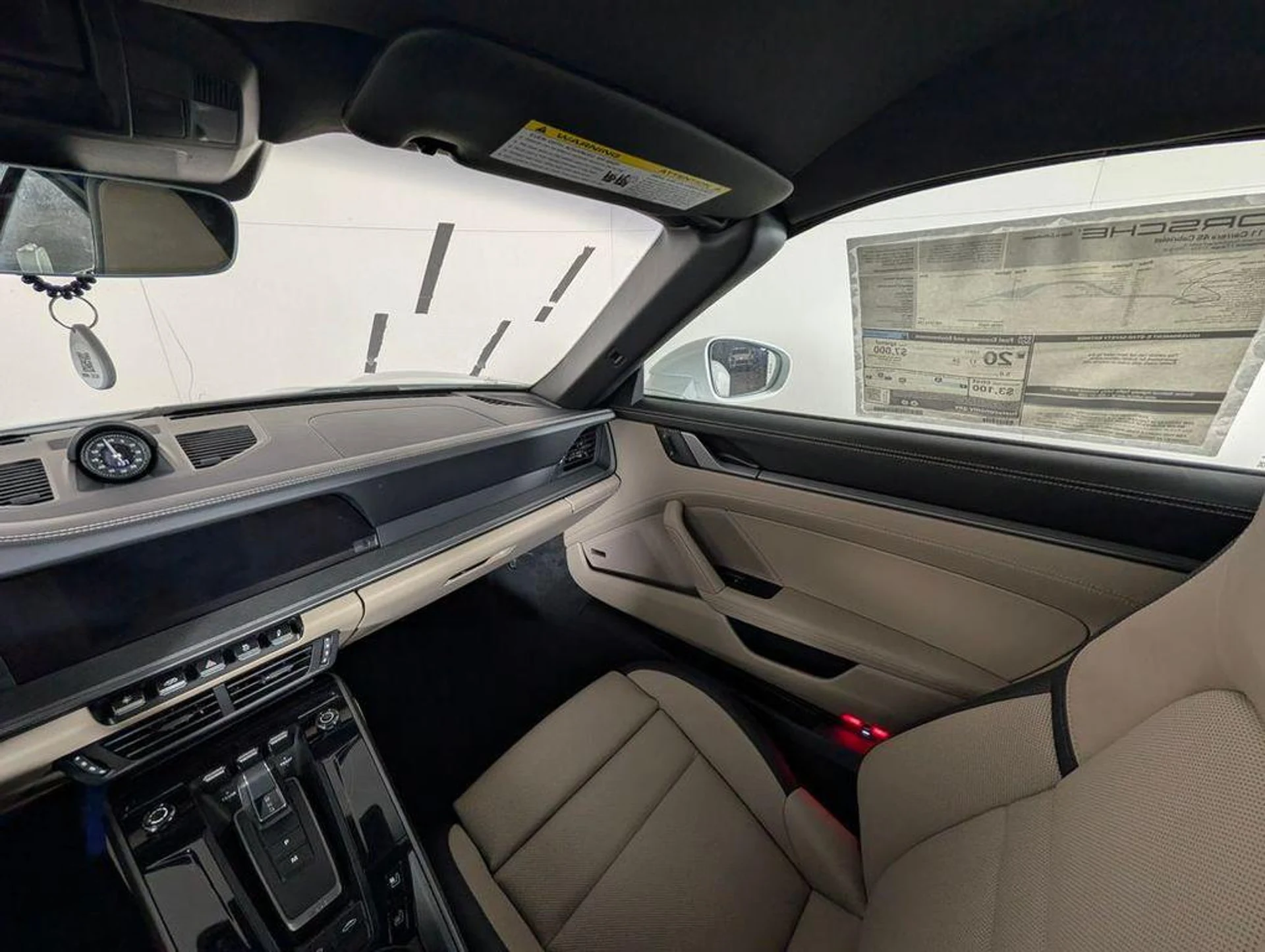 mph020_900678713_L_Hmug_M_Vblcke_UV_Zw7_Kngm_B6c1hg_a50bb51148