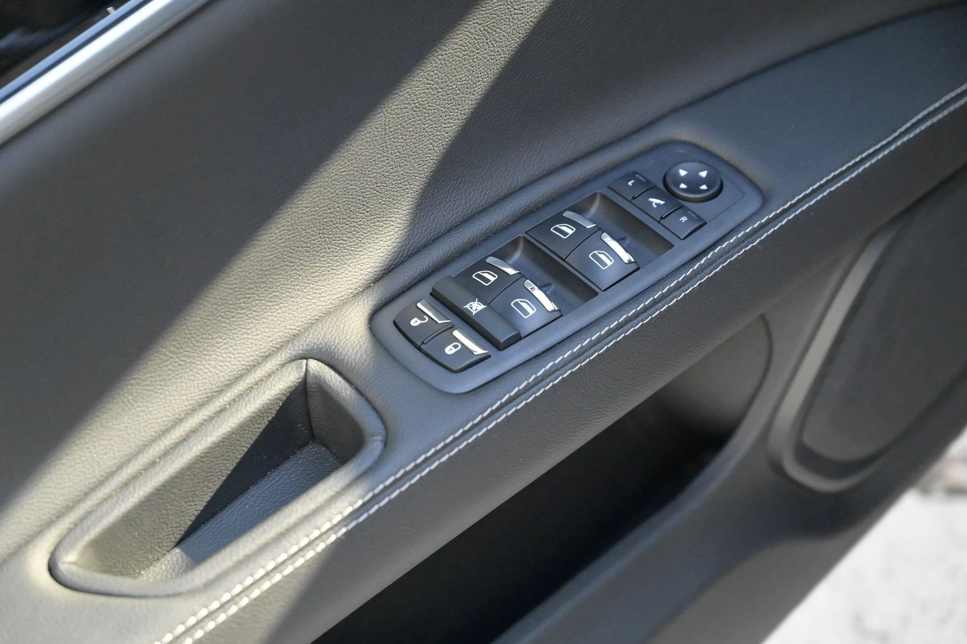 mph020_901479029_0dd71d53499c414691645a3652a707c8_c867d995f1