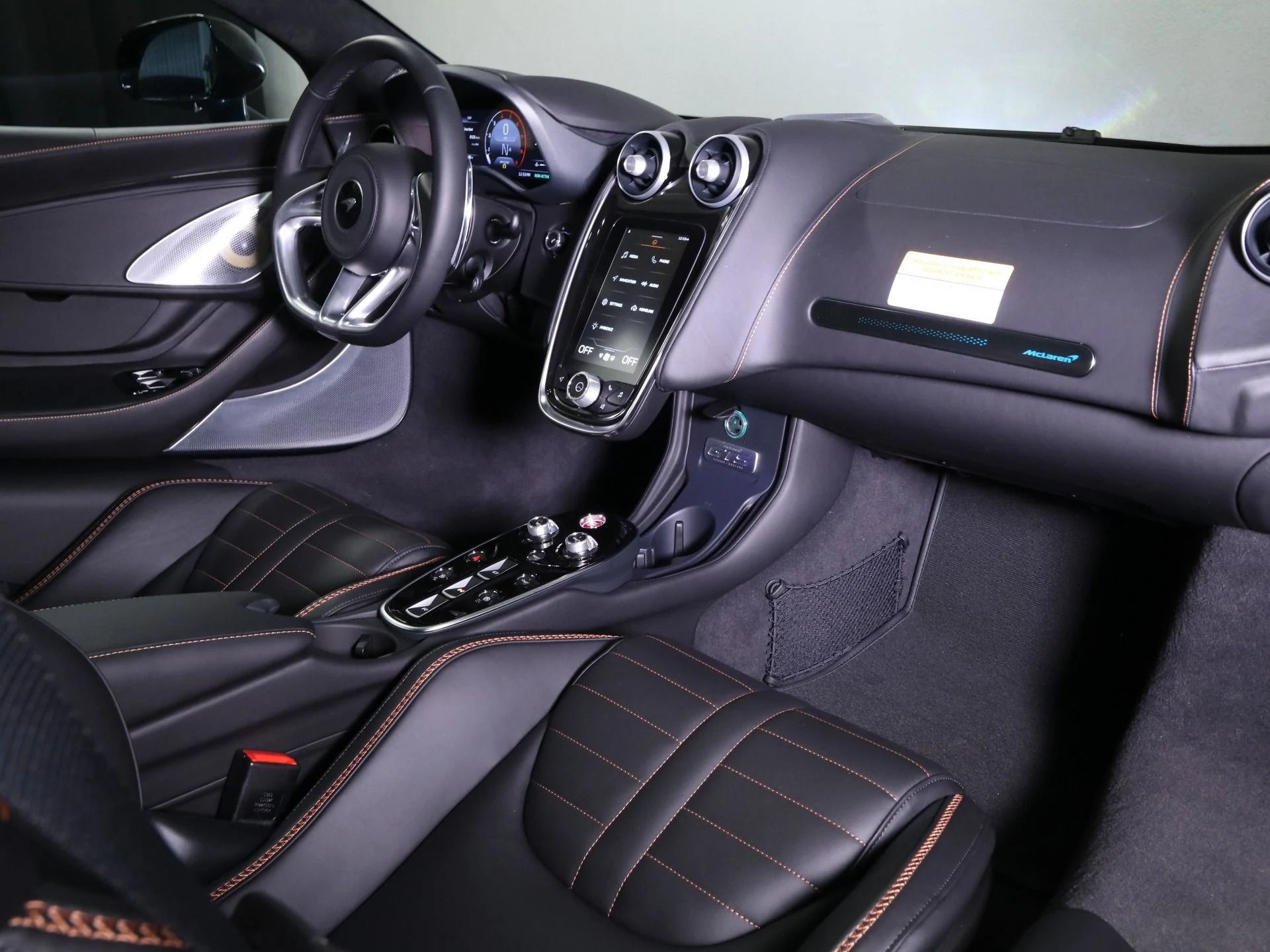 mph020_902305982_New_2025_Mc_Laren_GTS_1762386650_6c84f3c6f8