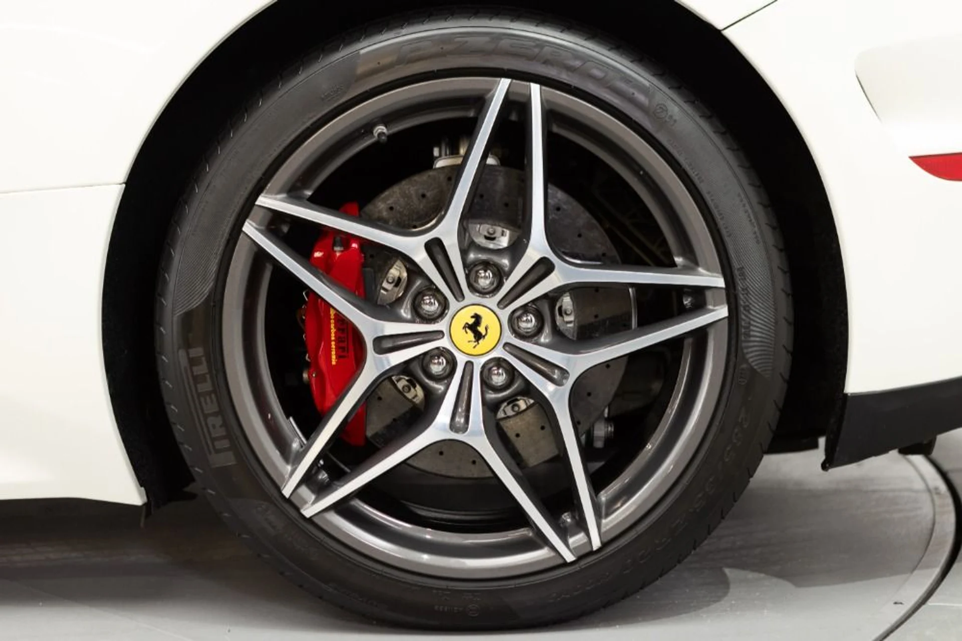mph020_904414467_Used_2016_Ferrari_California_T_fd04198571