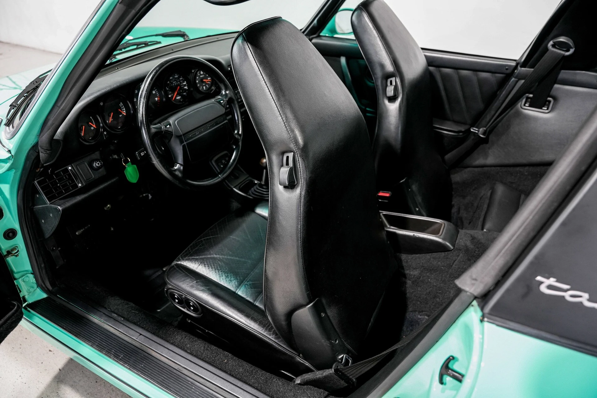 mph020_905171970_7b4f9e5690d70d49080bb5e0e12007c3x_44202d5942