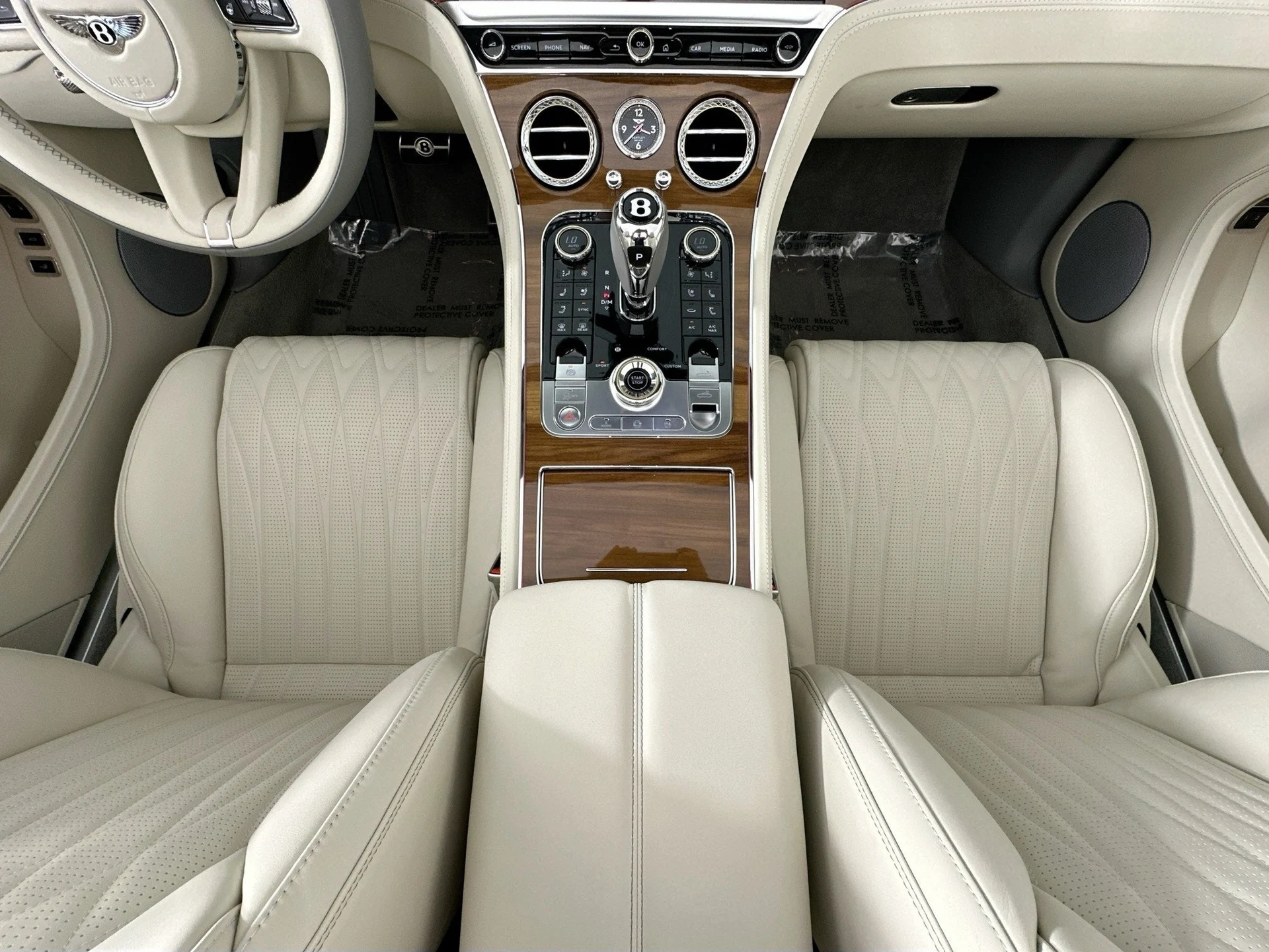 mph020_905421159_21_c54926b250